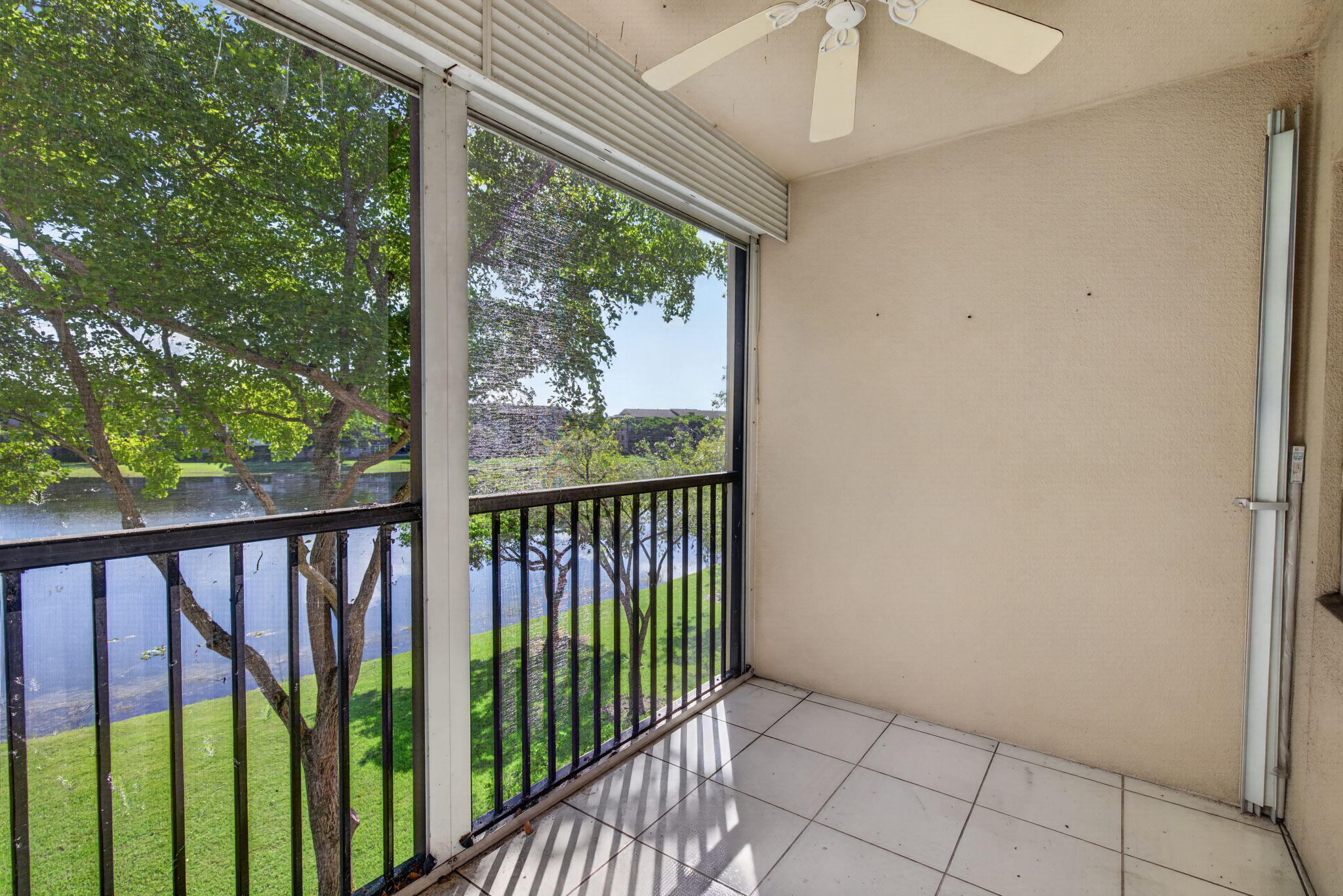 Pembroke Pines photo 4