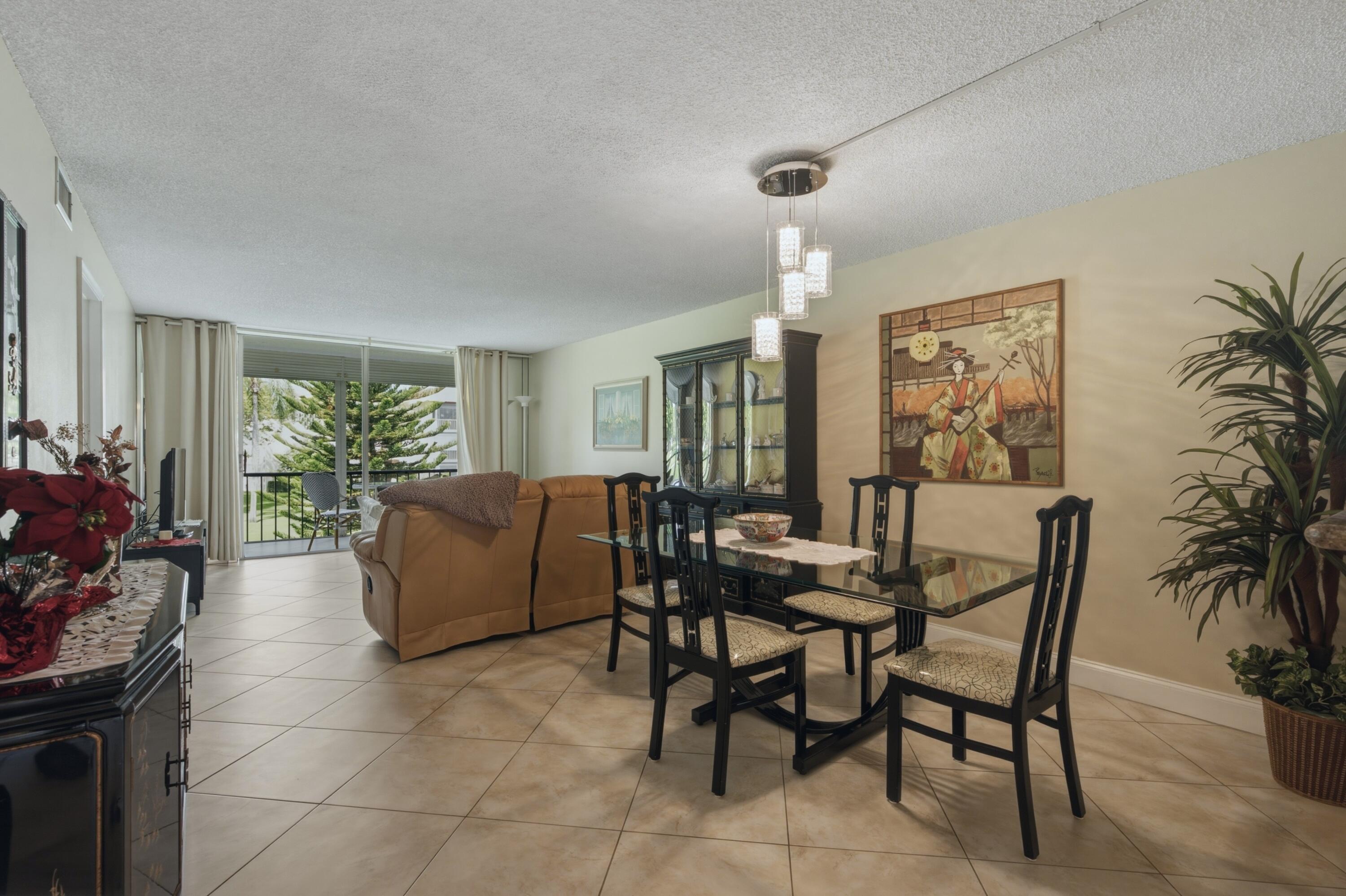 Pembroke Pines photo 3
