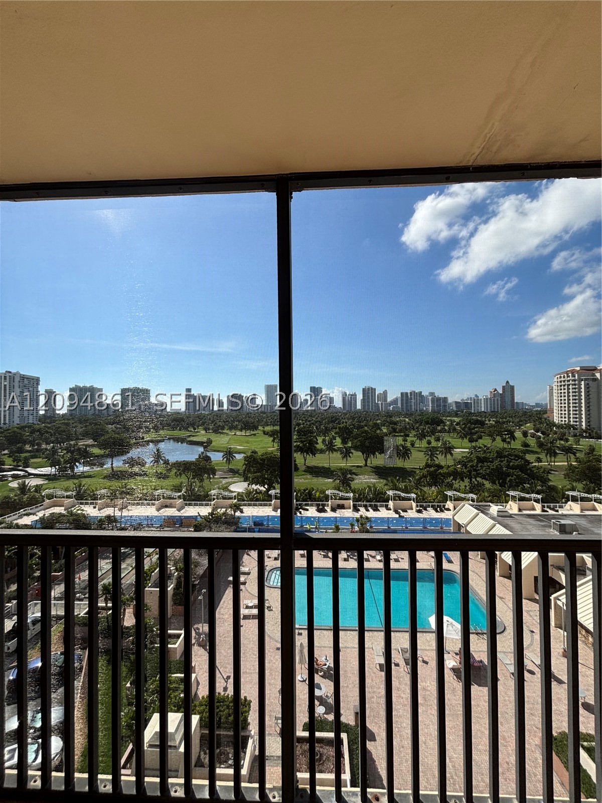 Aventura photo 2