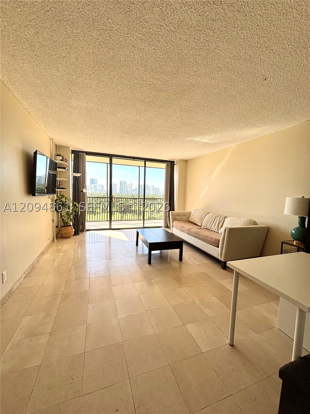 Aventura photo 3