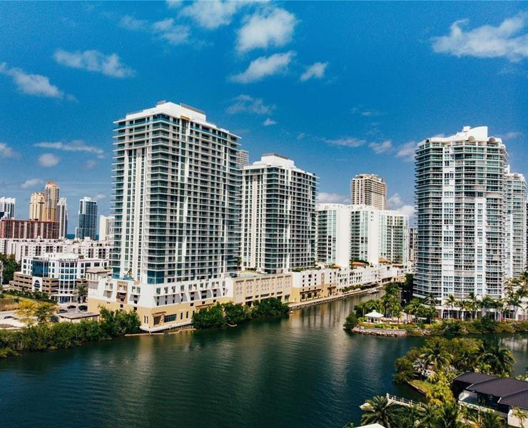 Sunny Isles Beach photo 3