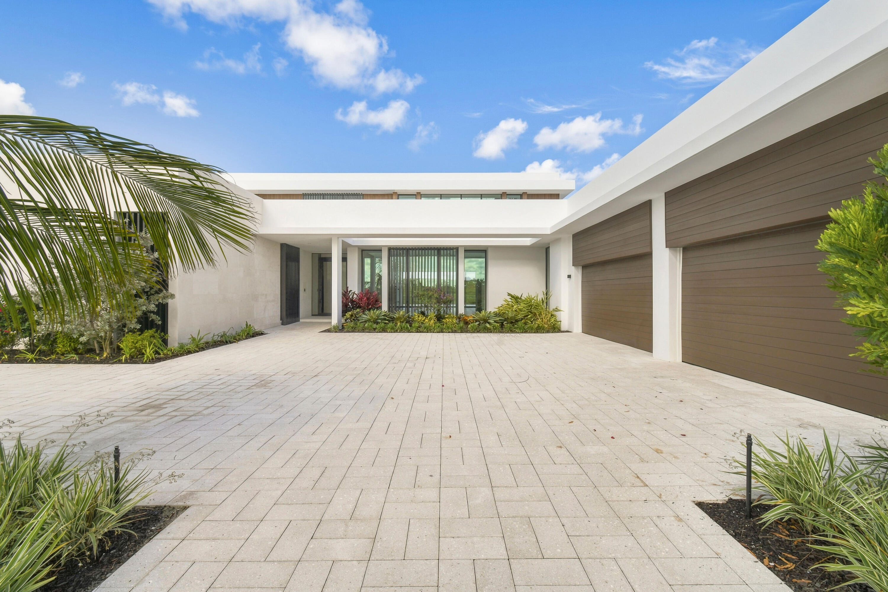 Palm Beach Gardens photo 2