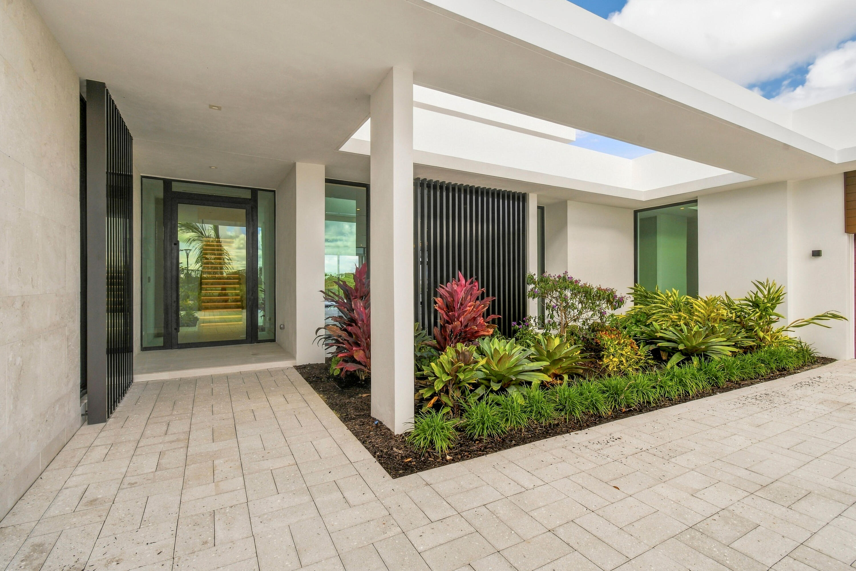 Palm Beach Gardens photo 3