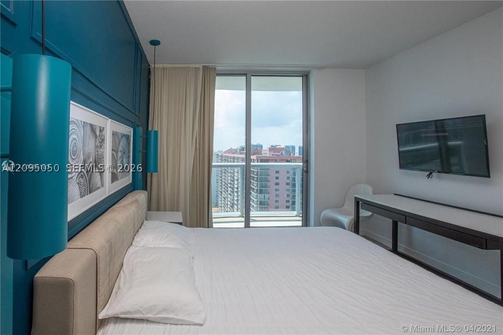 Sunny Isles Beach photo 3
