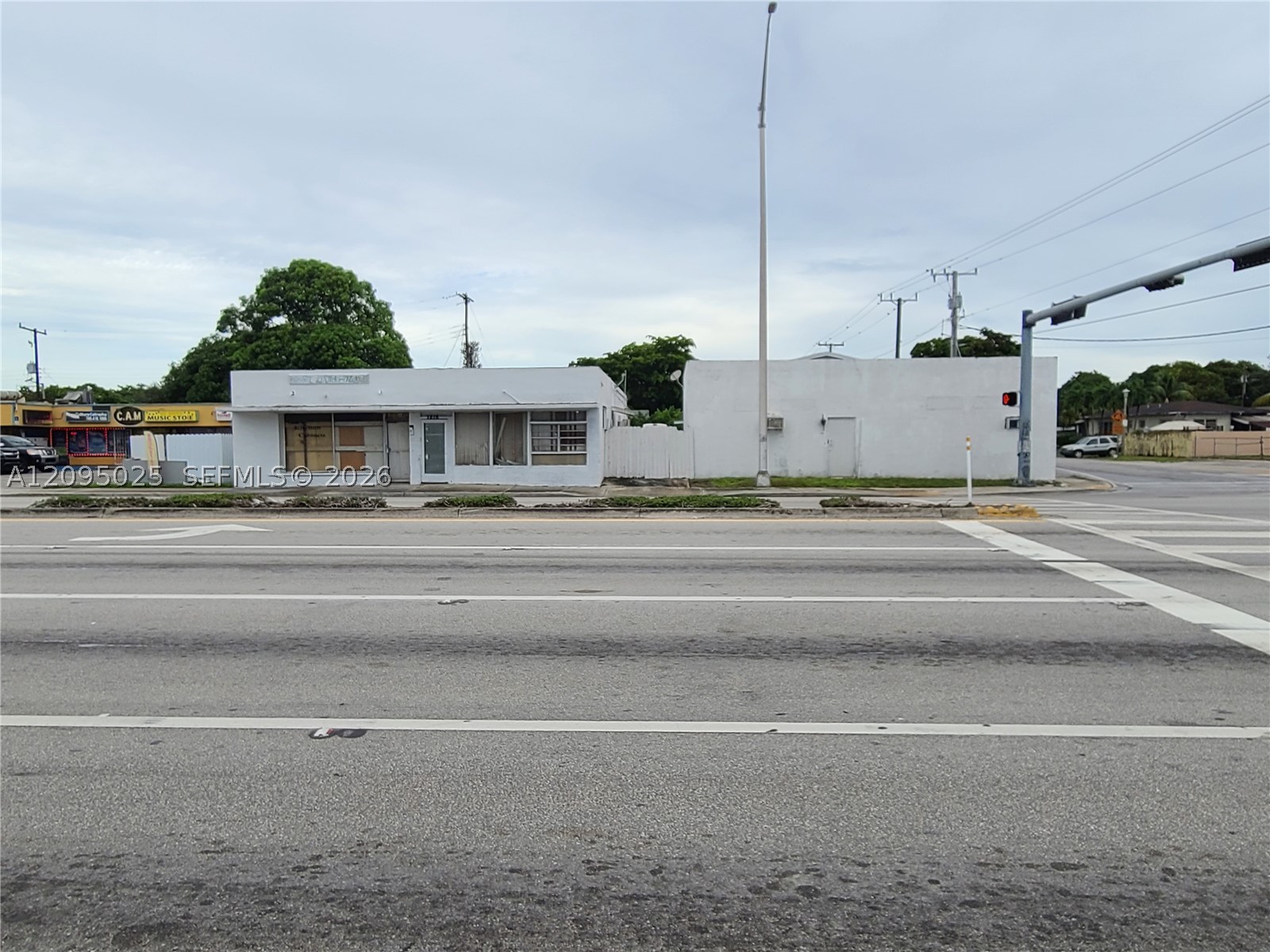 North Miami photo 2