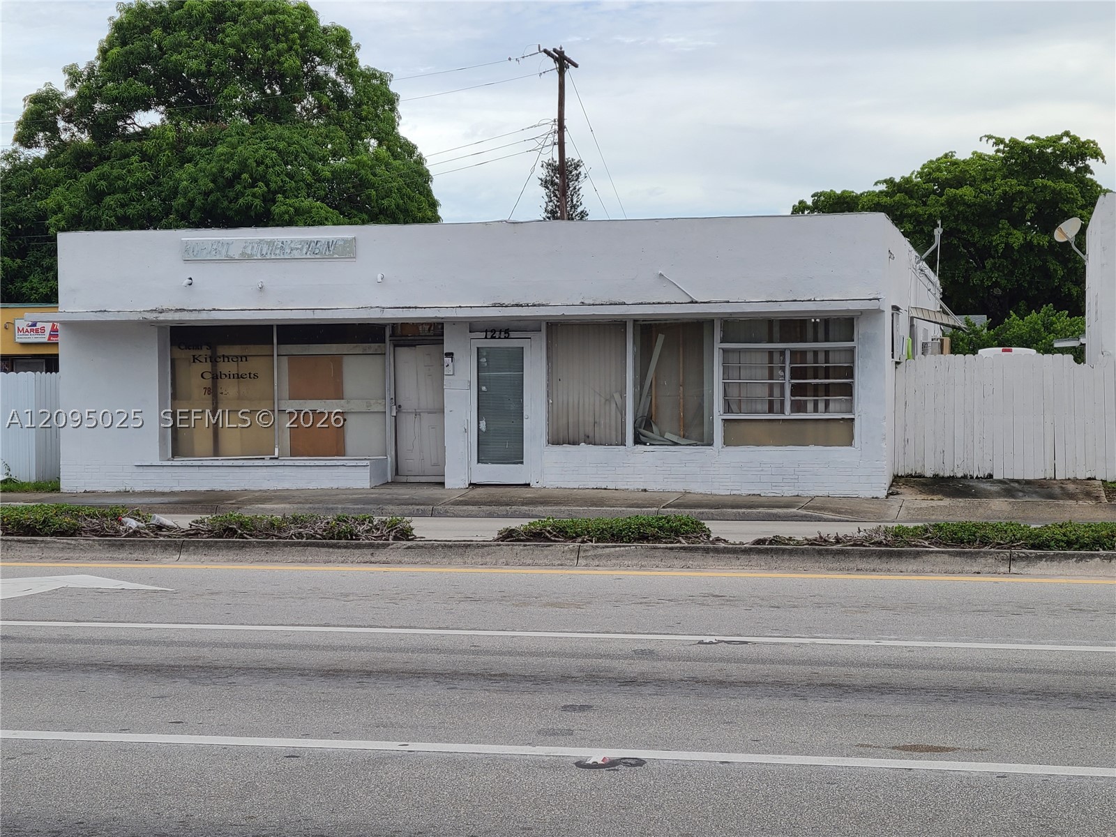 North Miami photo 3