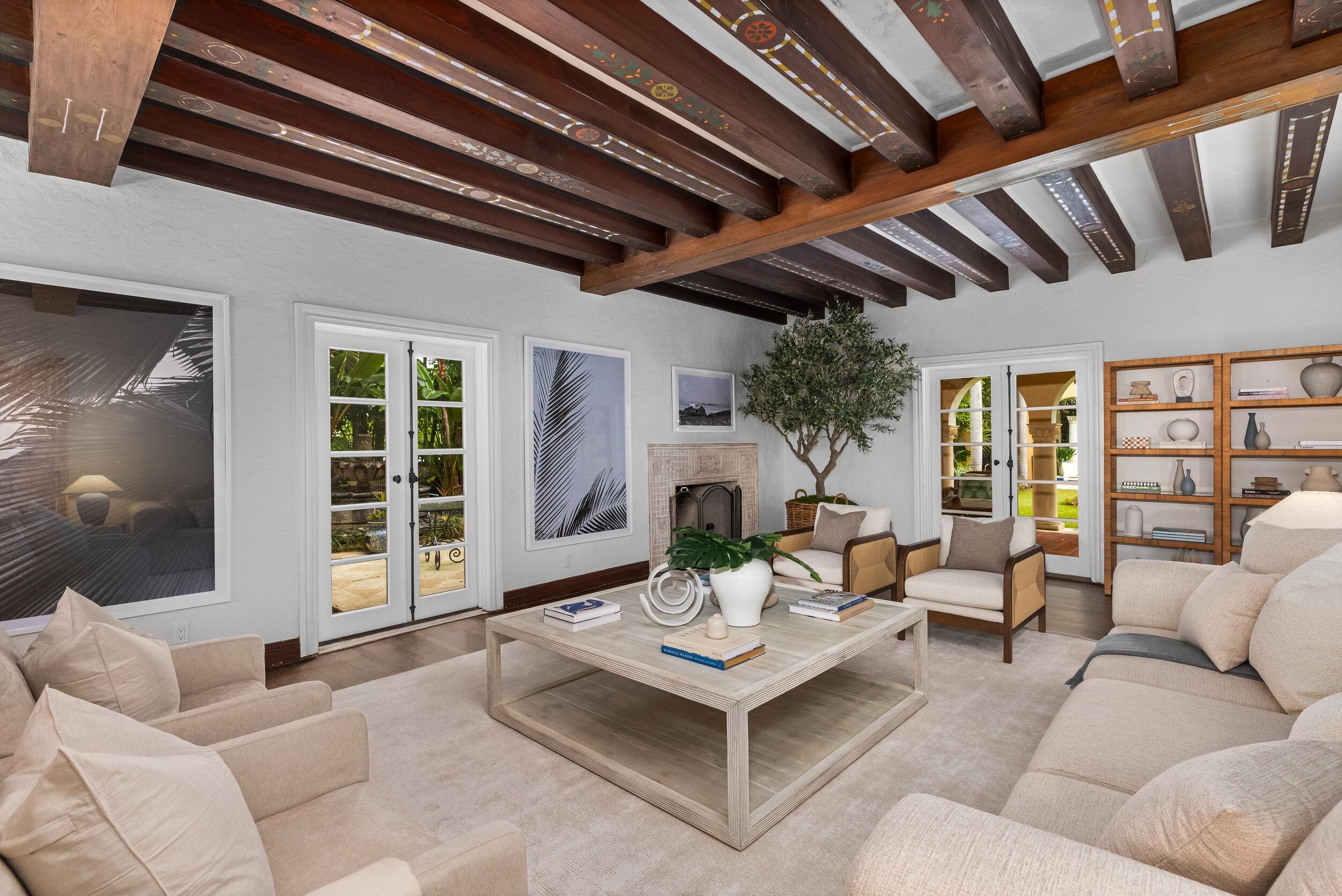 Palm Beach photo 5