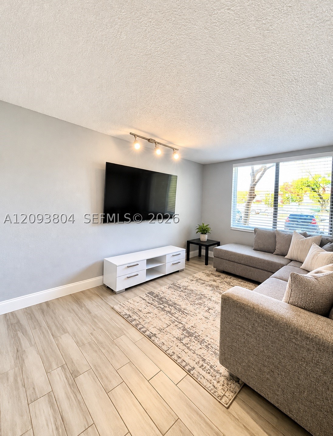 Hialeah photo 3