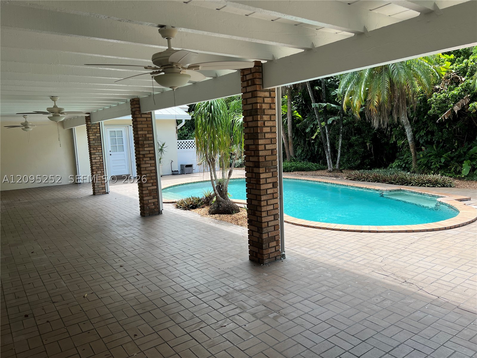 Palmetto Bay photo 5