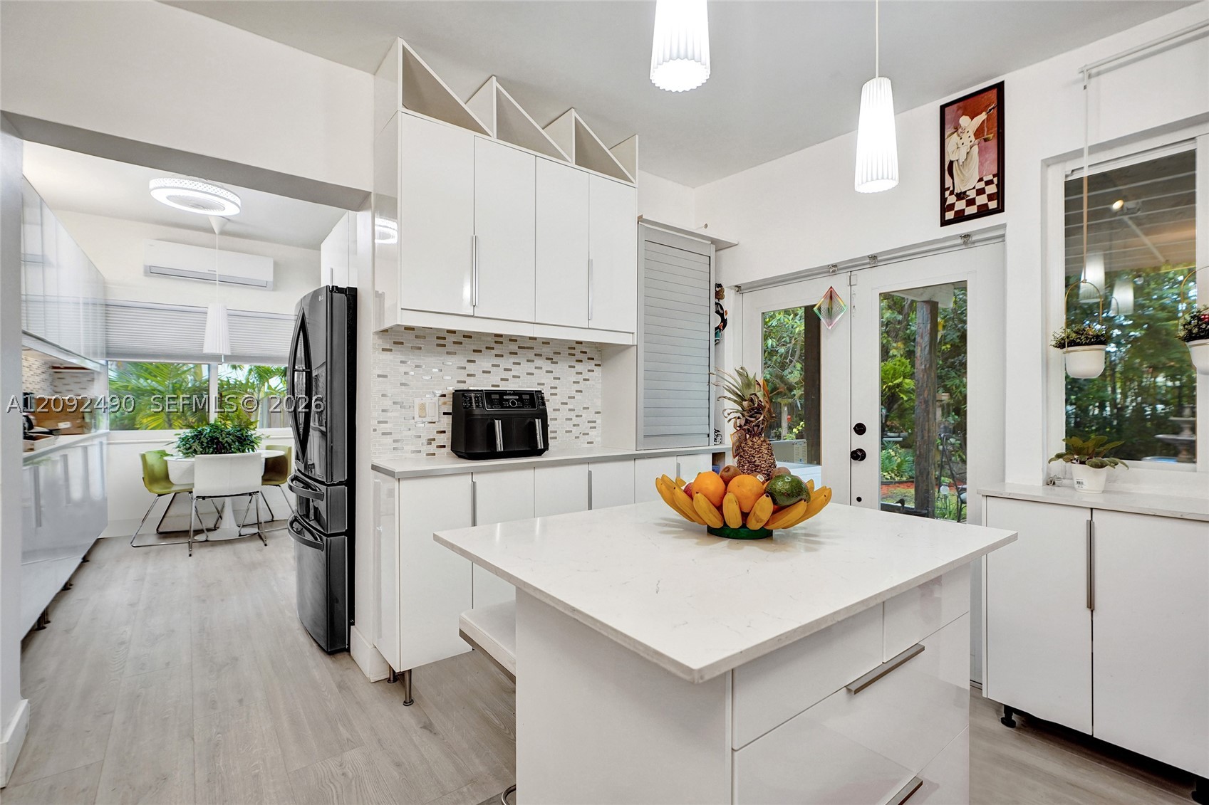 North Miami photo 2