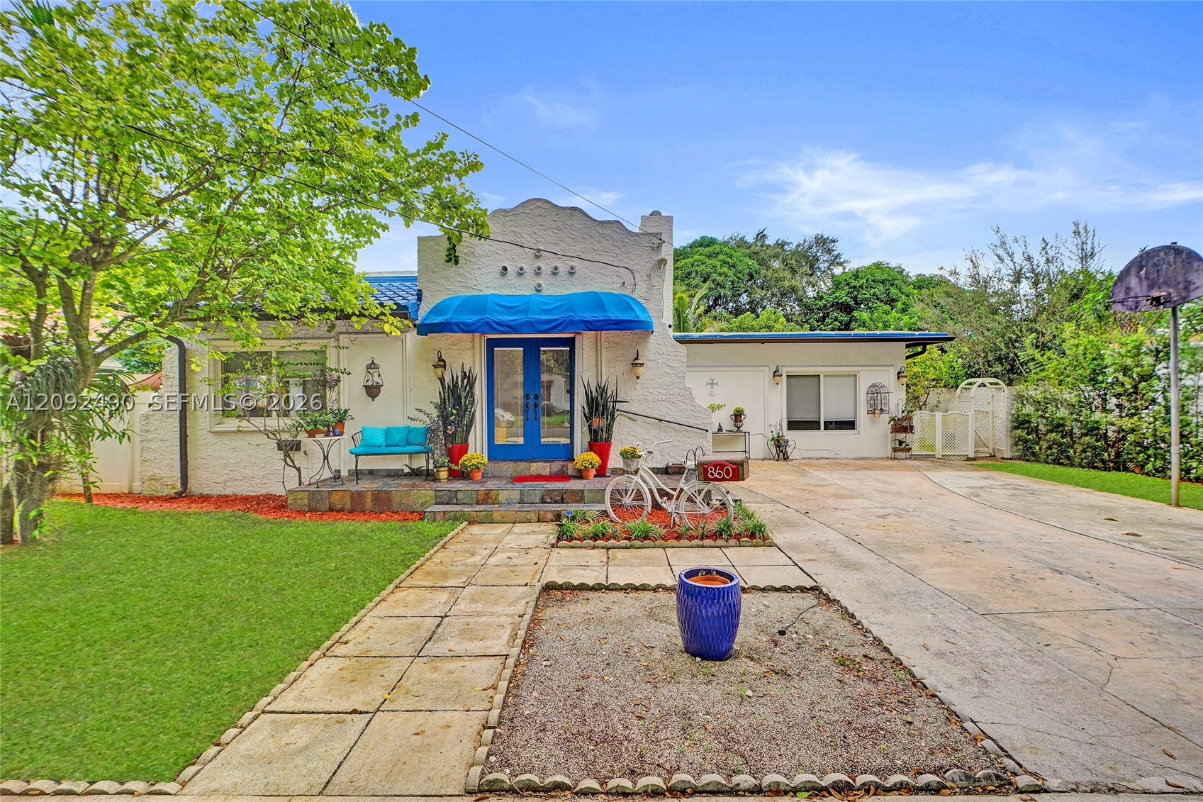 North Miami photo 3