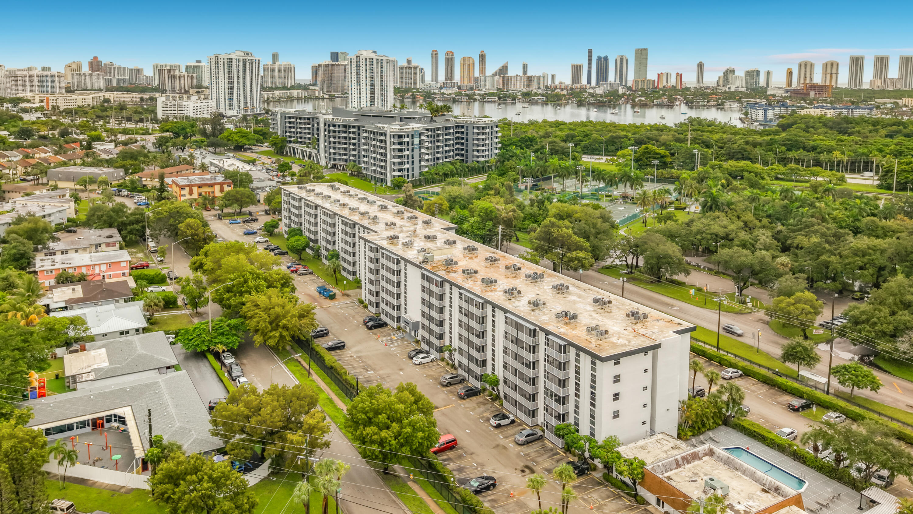 North Miami Beach photo 2