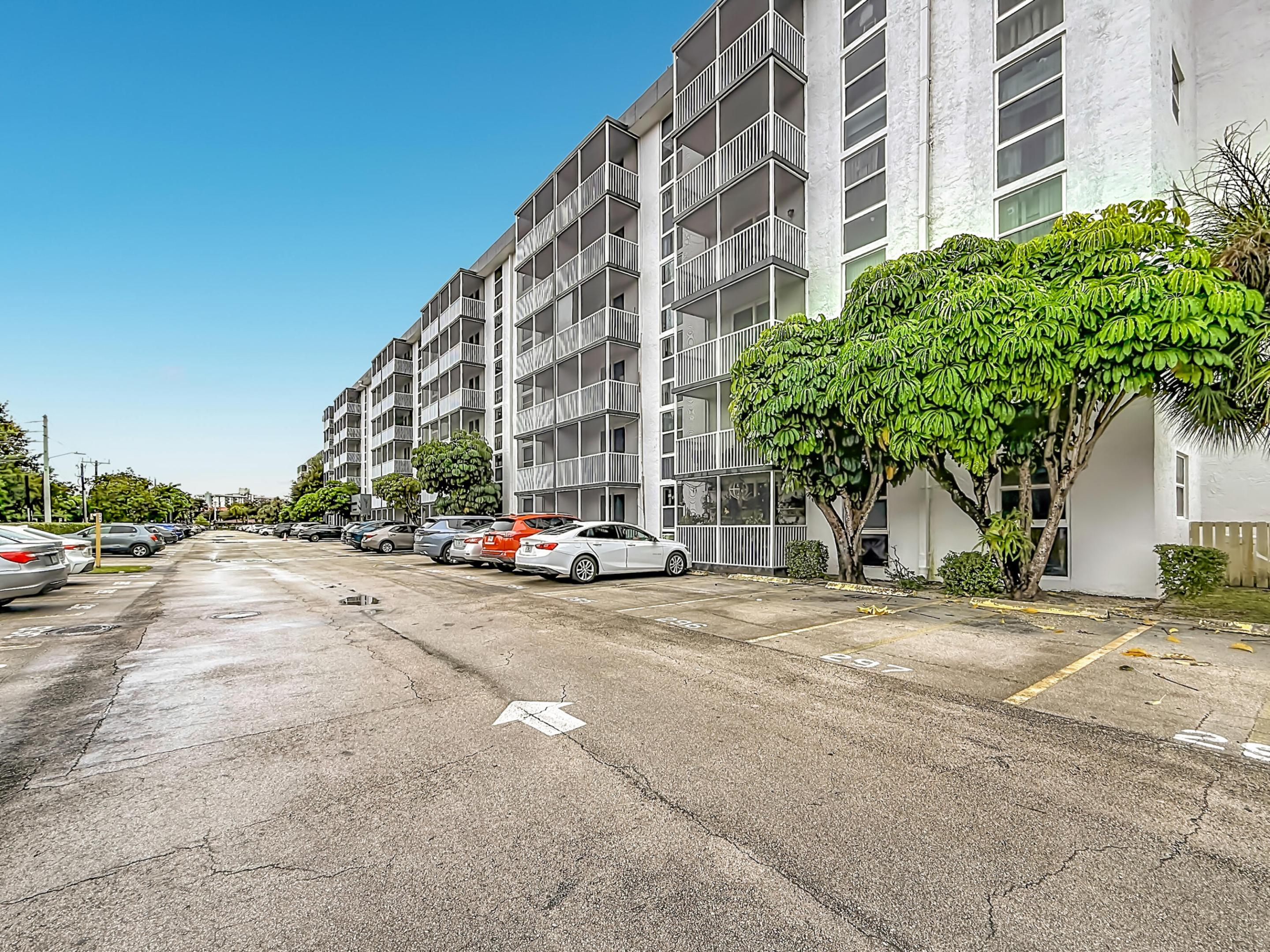 North Miami Beach photo 5