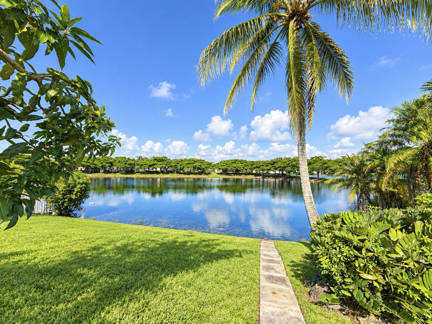 Pembroke Pines photo 5