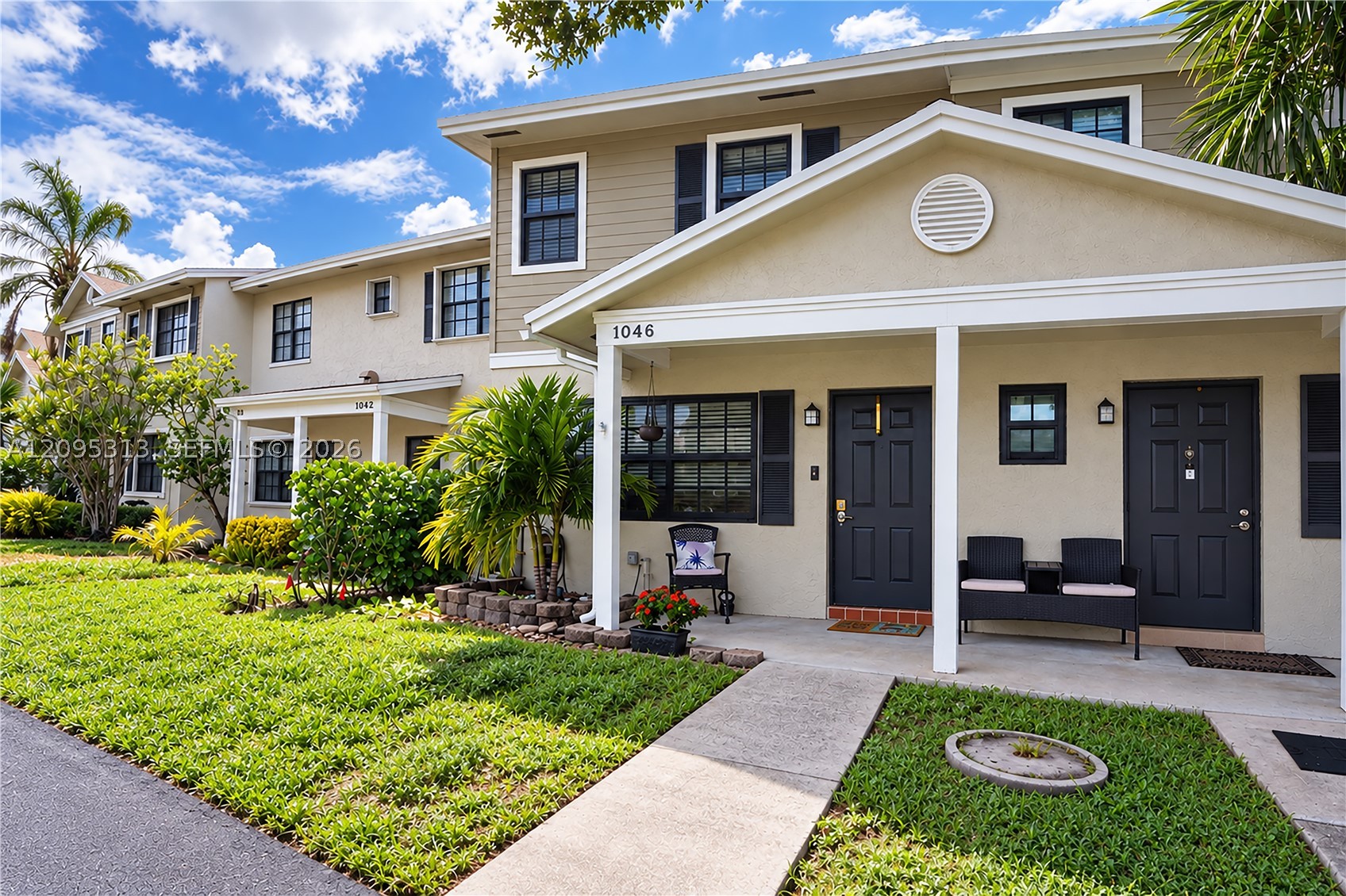 Pembroke Pines photo 2