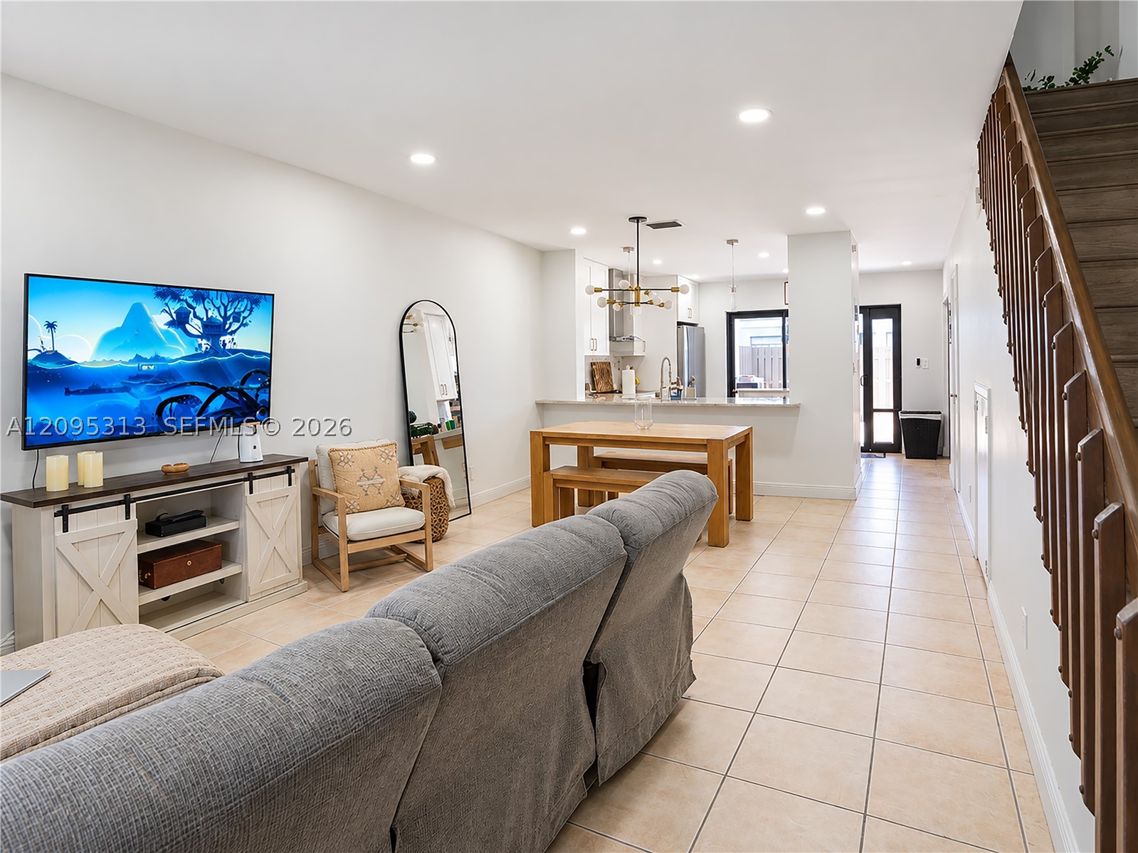 Pembroke Pines photo 4
