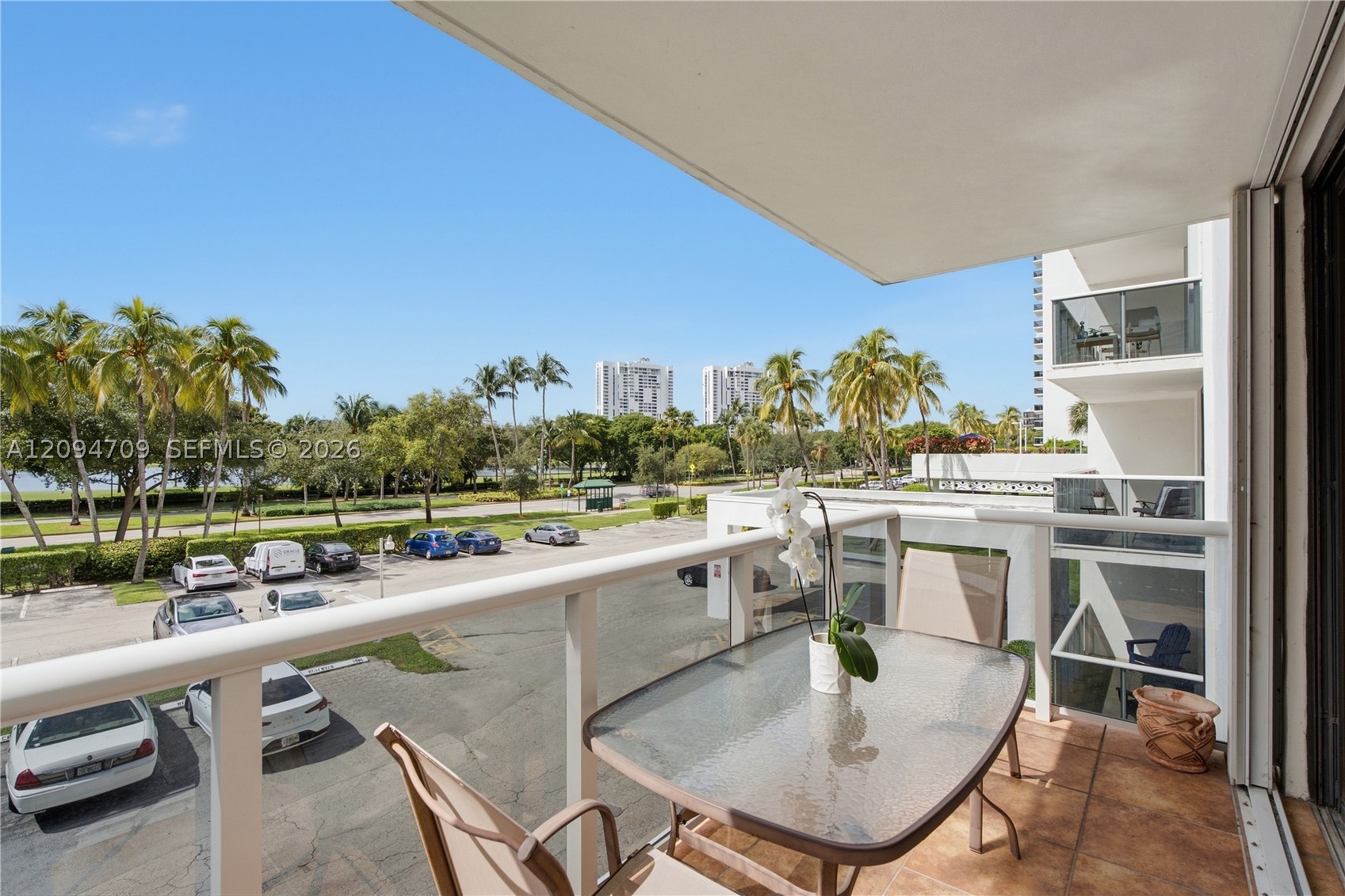 Aventura photo 4