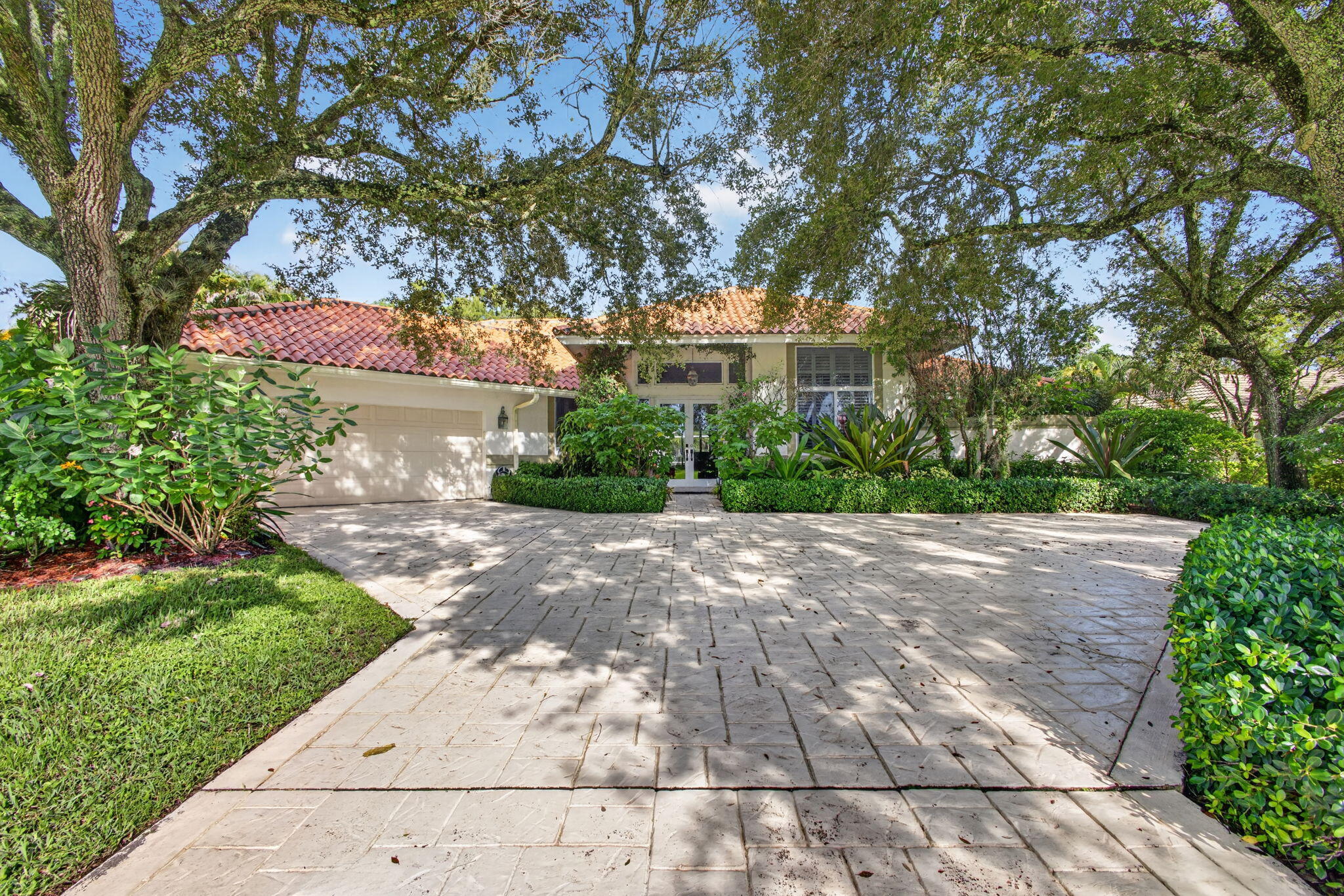 Palm Beach Gardens photo 2