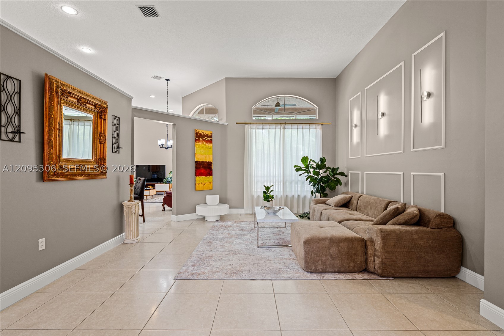 Pembroke Pines photo 4