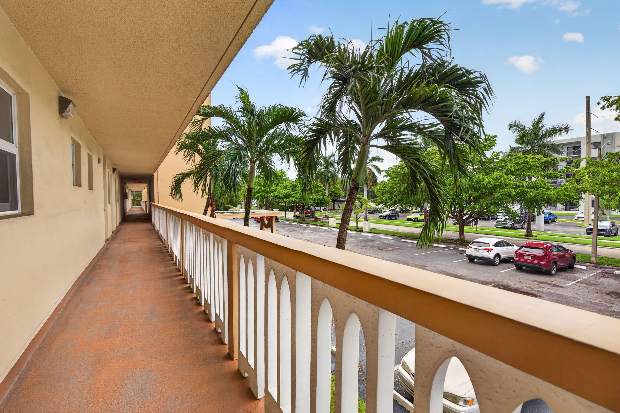 Hallandale Beach photo 3