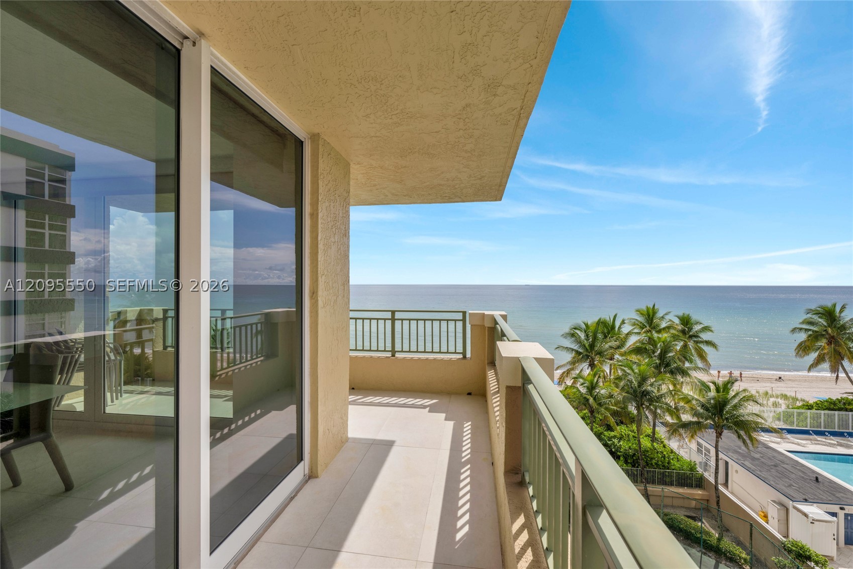 Hallandale Beach photo 2