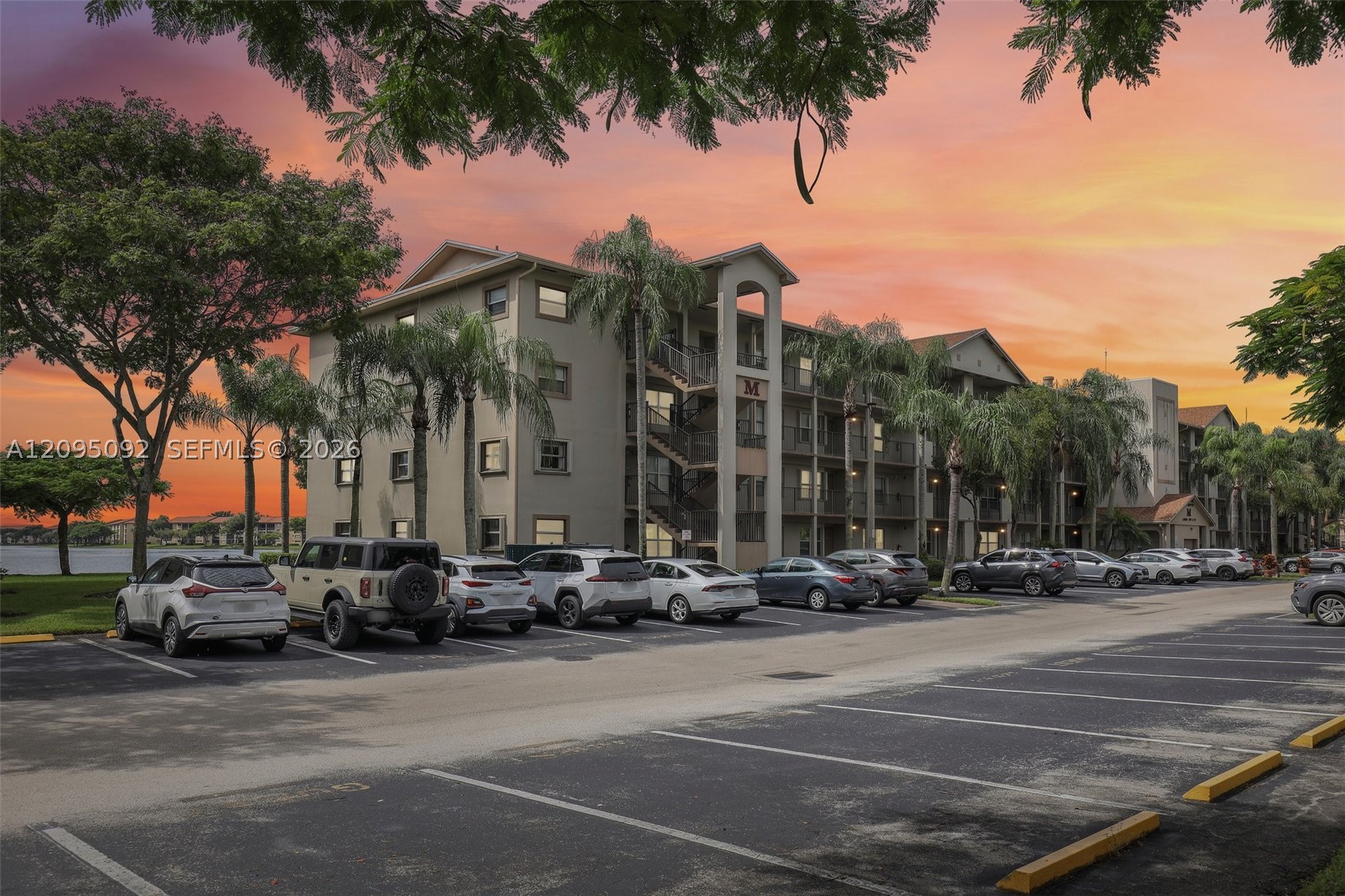 Pembroke Pines photo 2