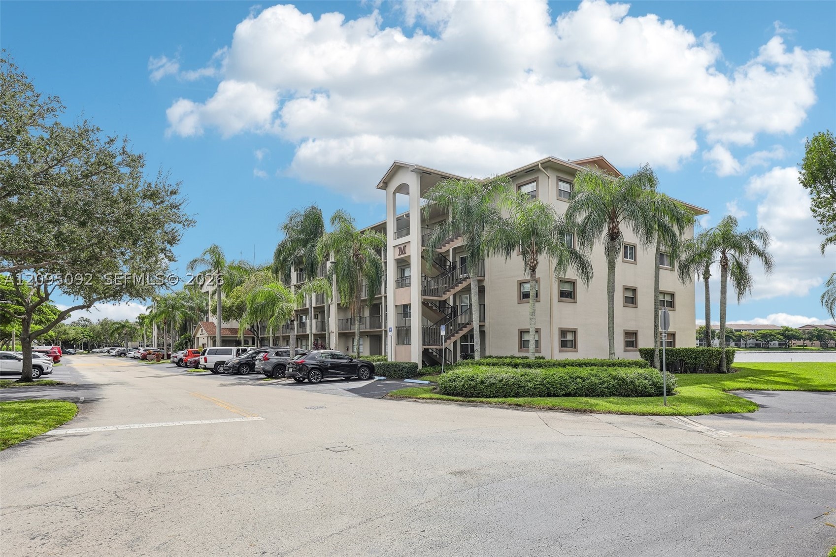 Pembroke Pines photo 4