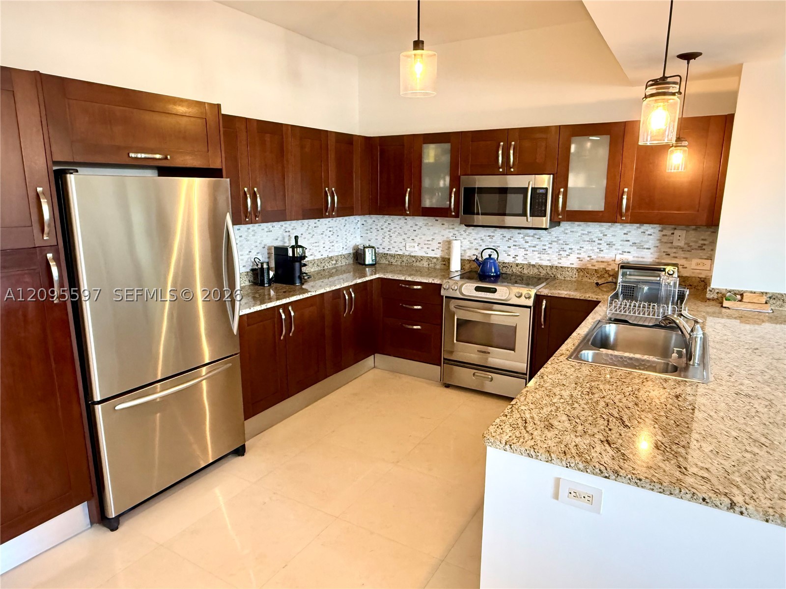 Aventura photo 5