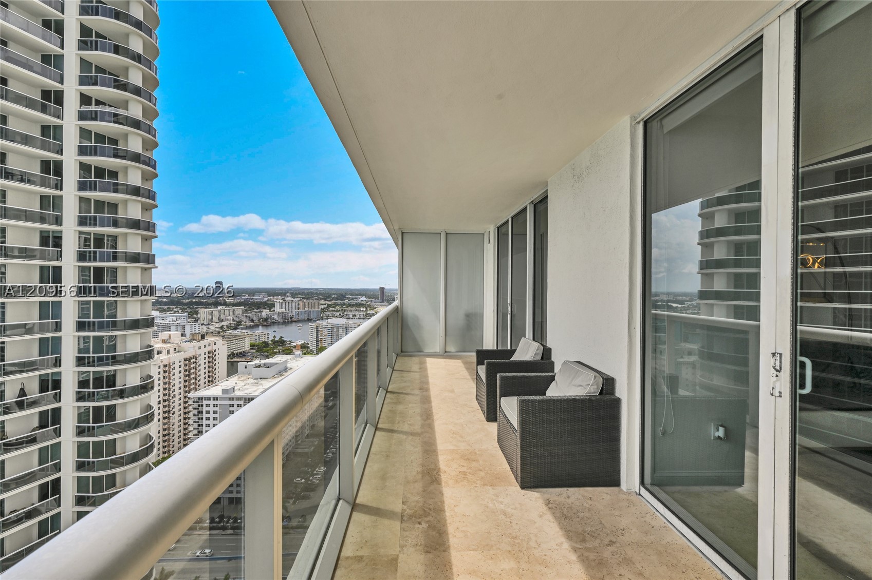 Hallandale Beach photo 2