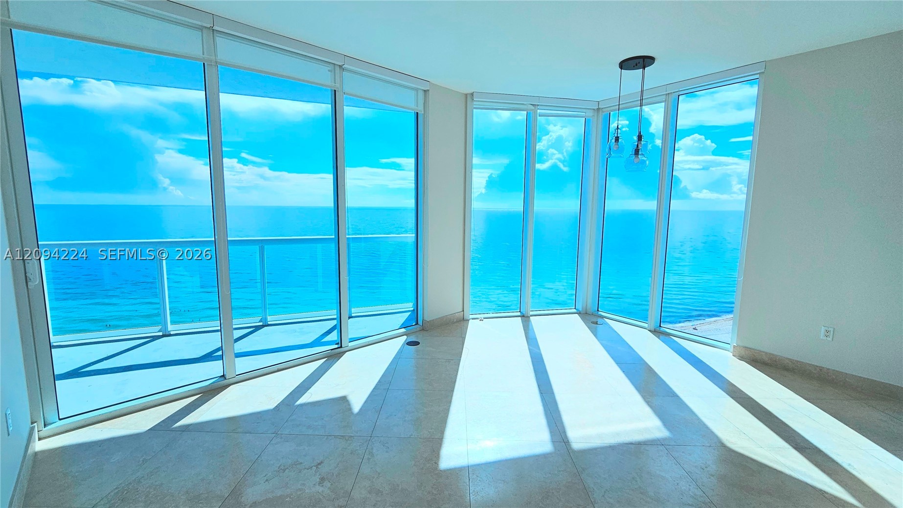Miami Beach photo 2