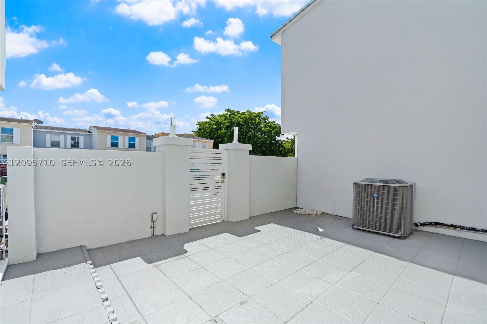 Hialeah photo 3