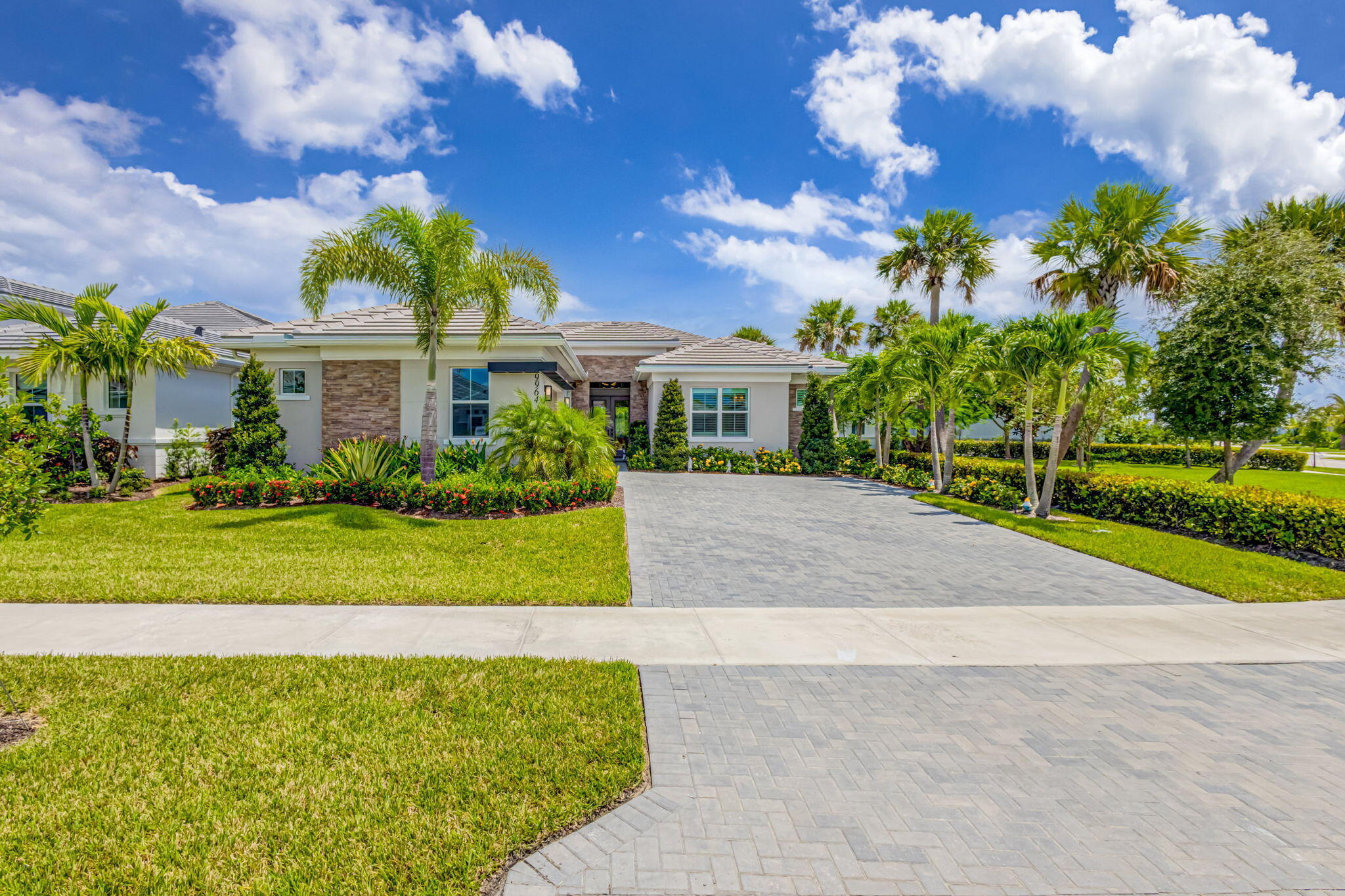 Palm Beach Gardens photo 4