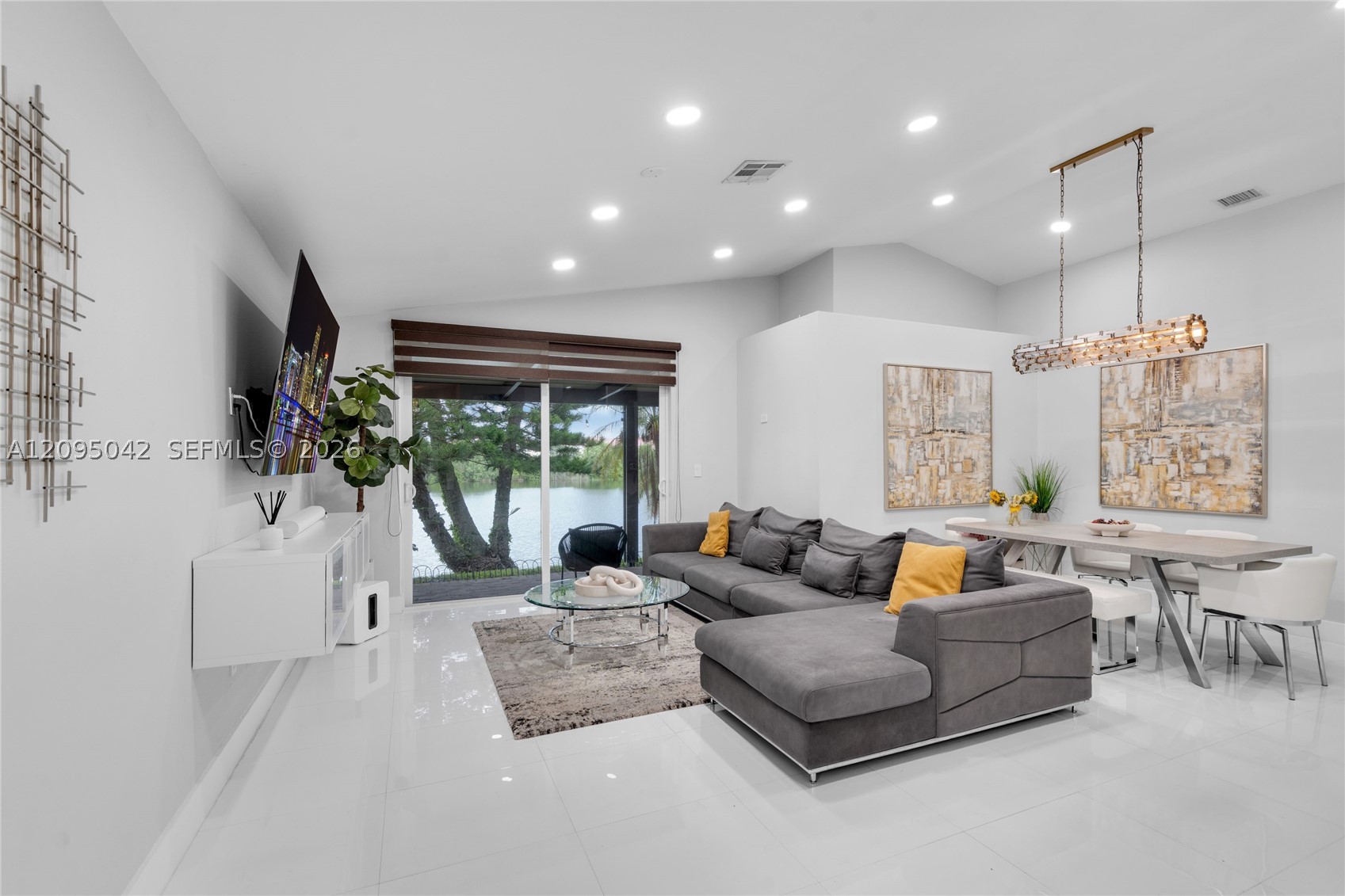 Pembroke Pines photo 5