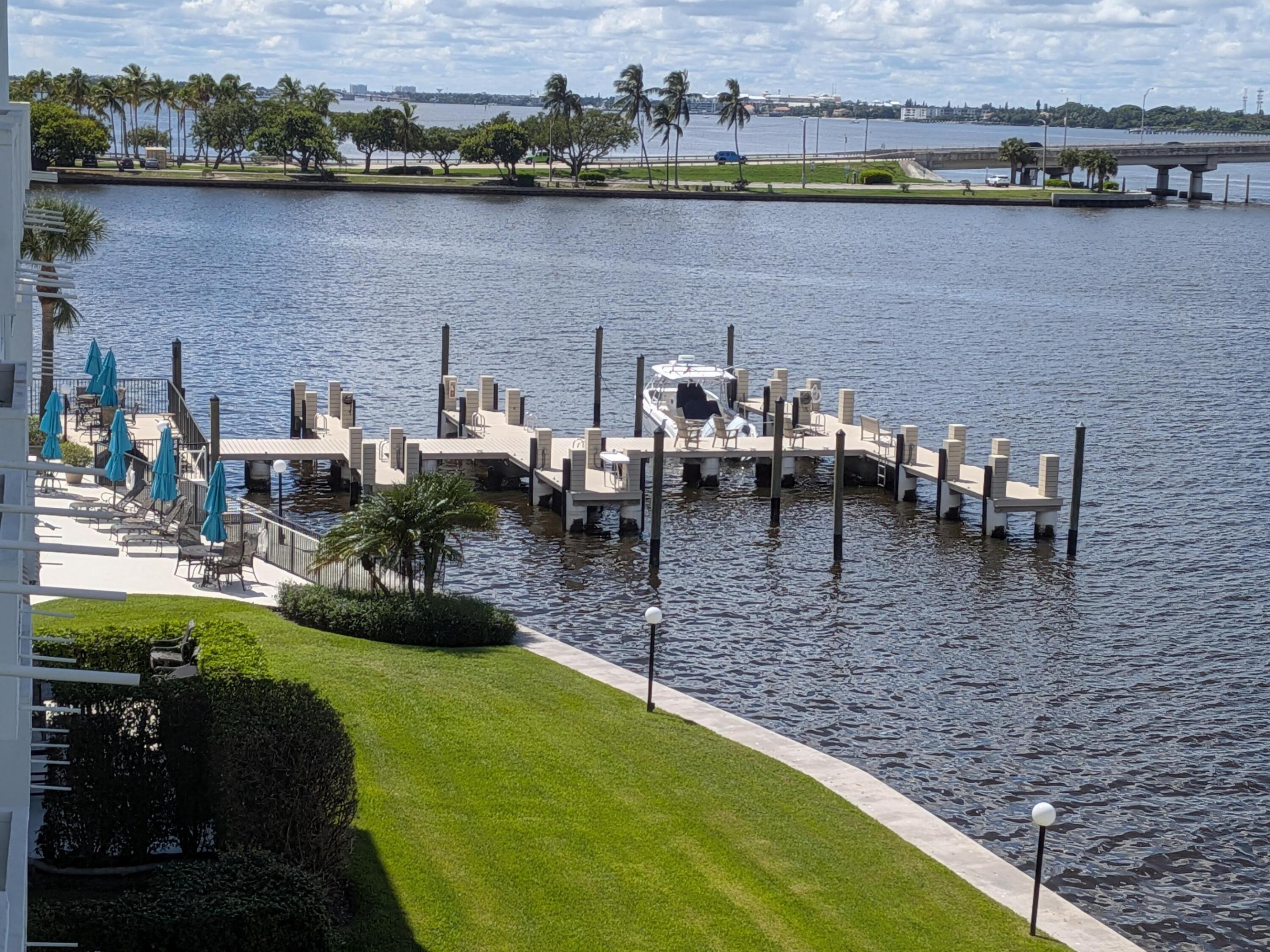 Palm Beach photo 2