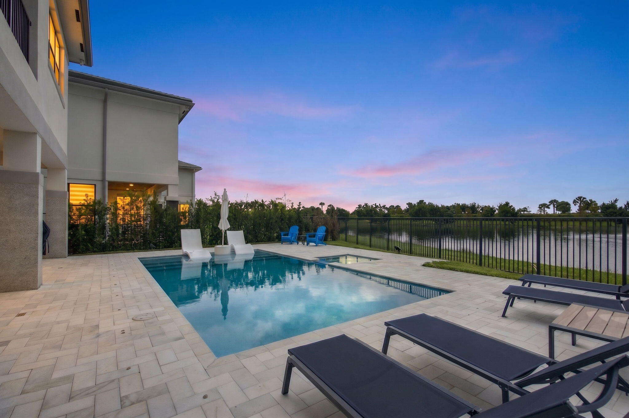 Palm Beach Gardens photo 2