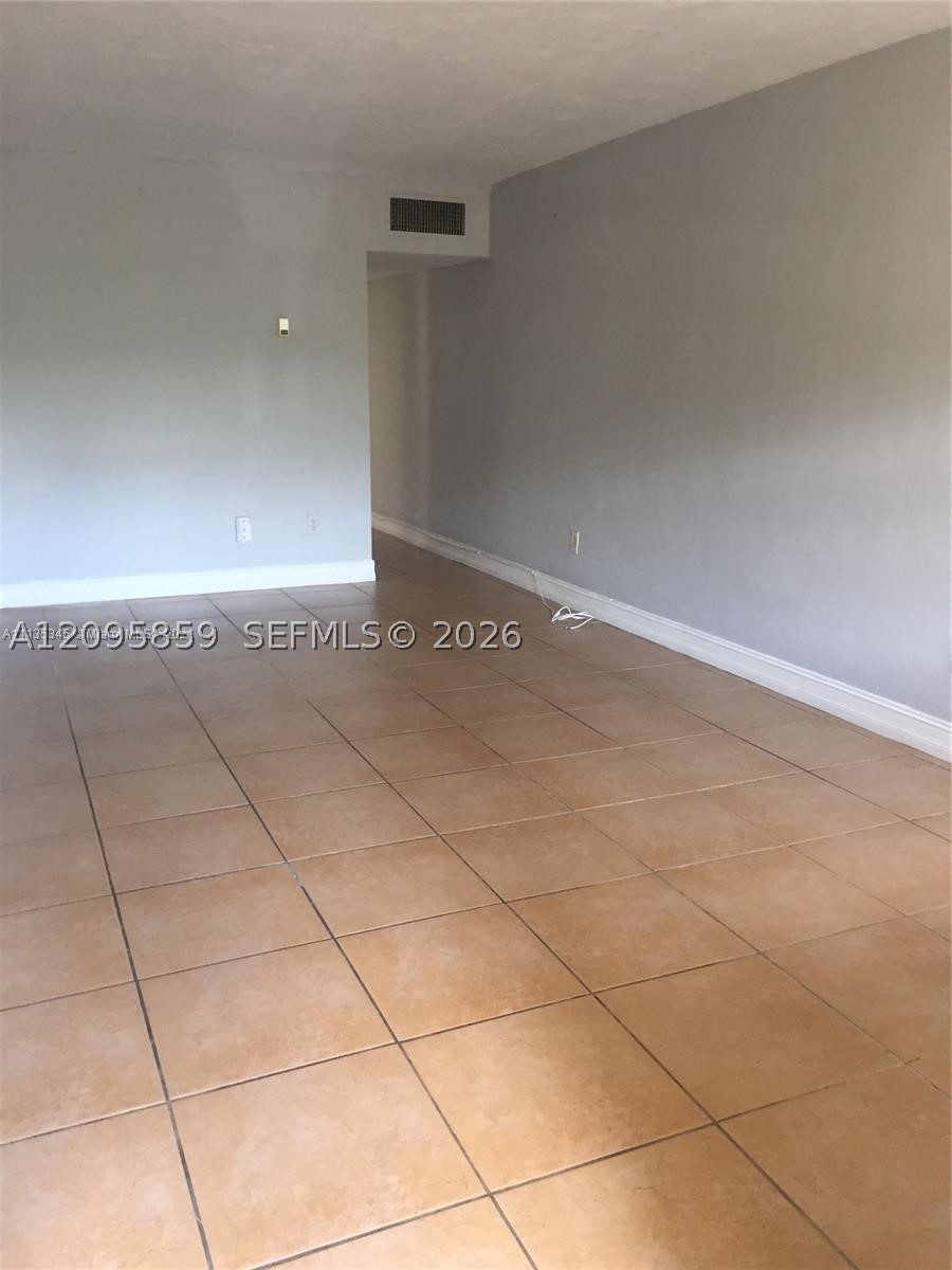 North Miami Beach photo 5