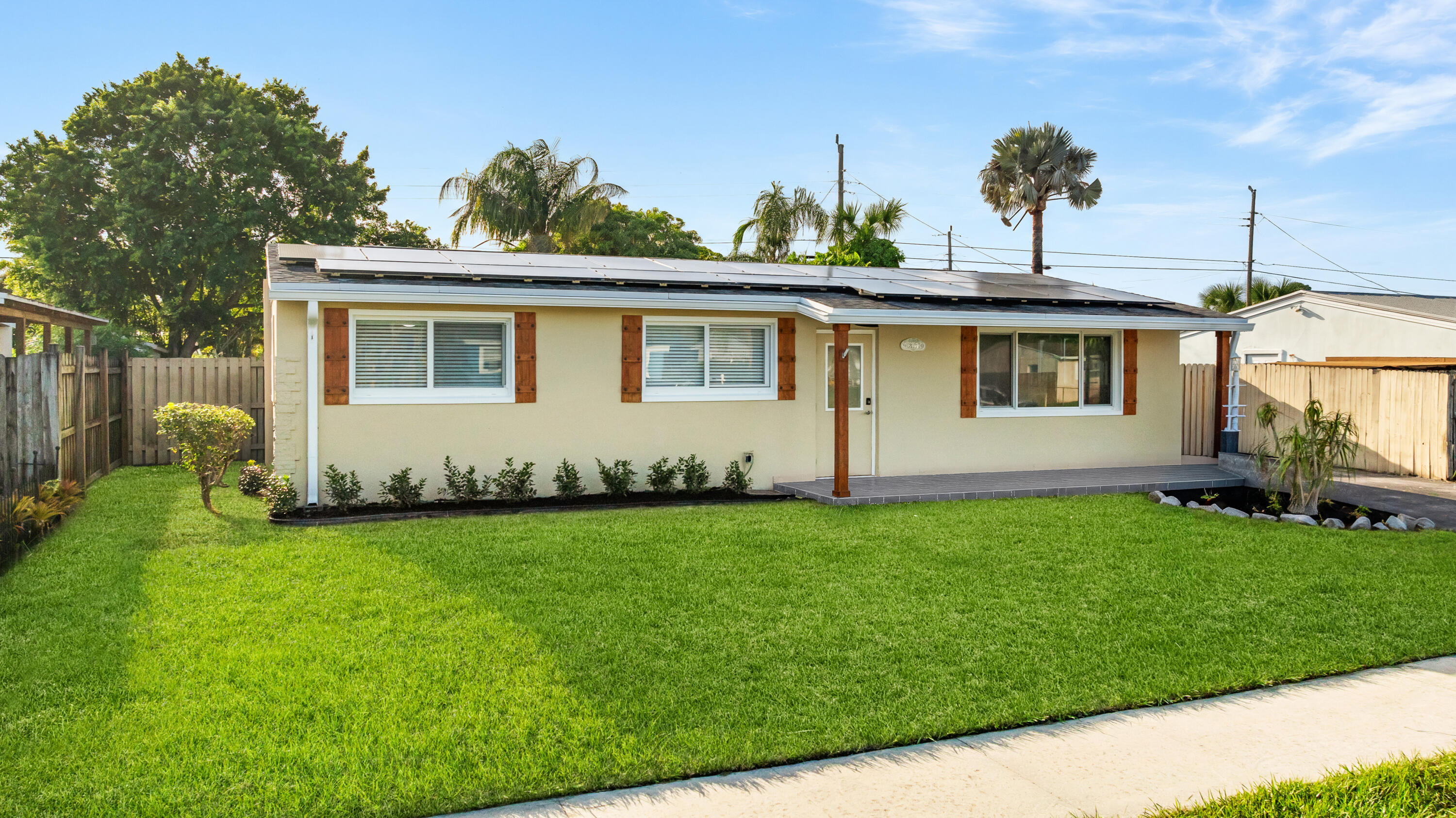 Palm Beach Gardens photo 3