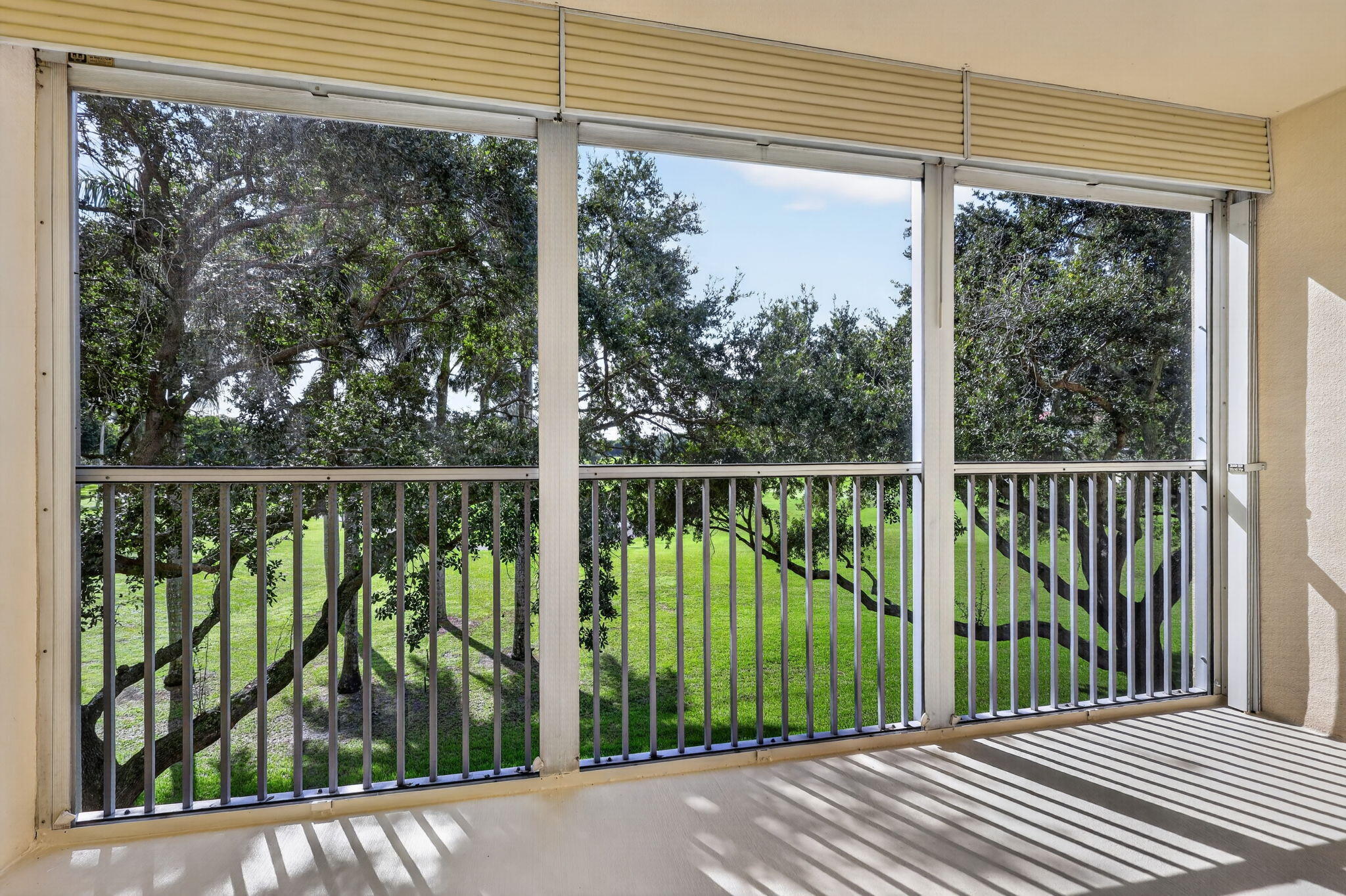 Pembroke Pines photo 2