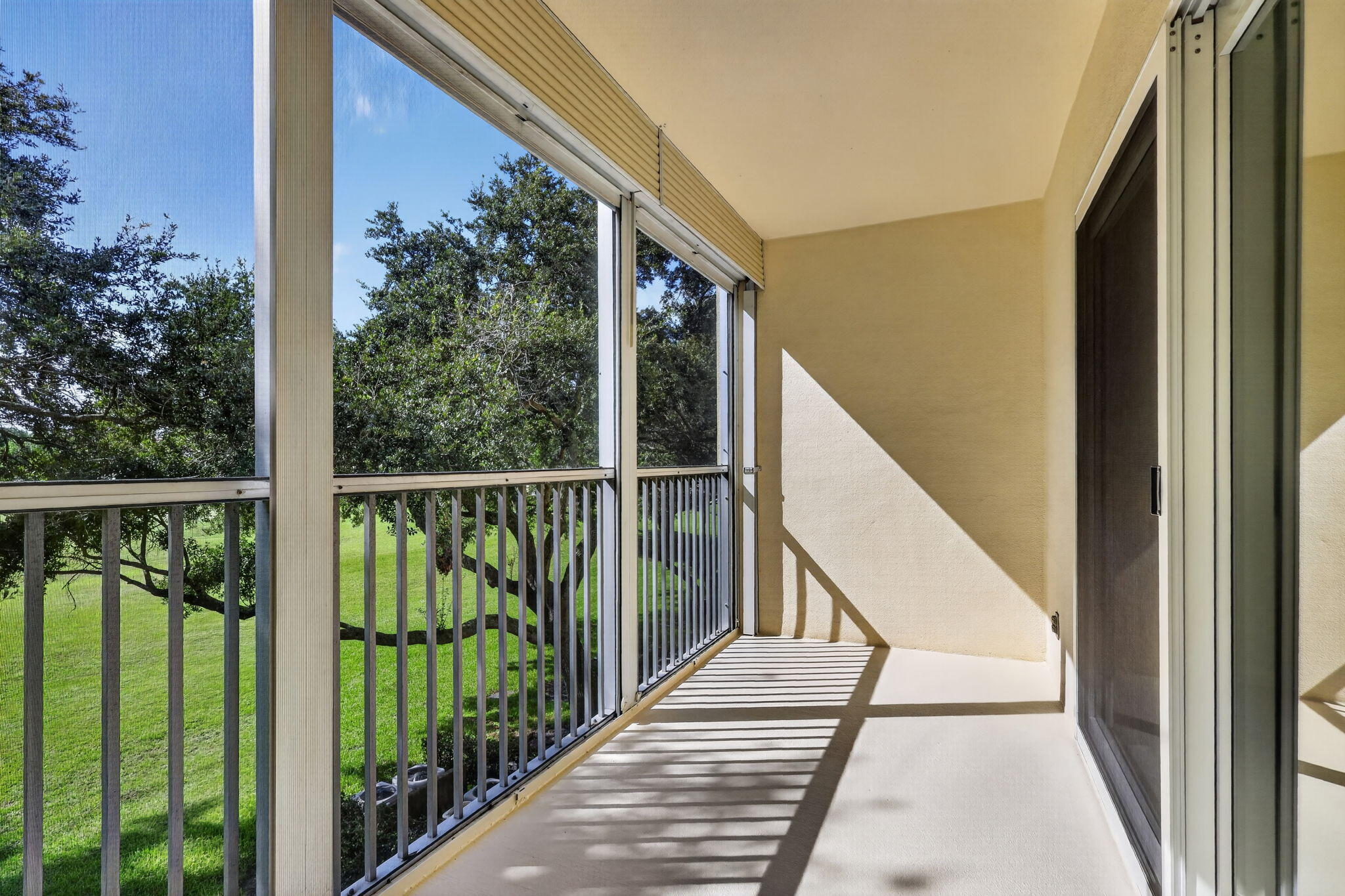 Pembroke Pines photo 4
