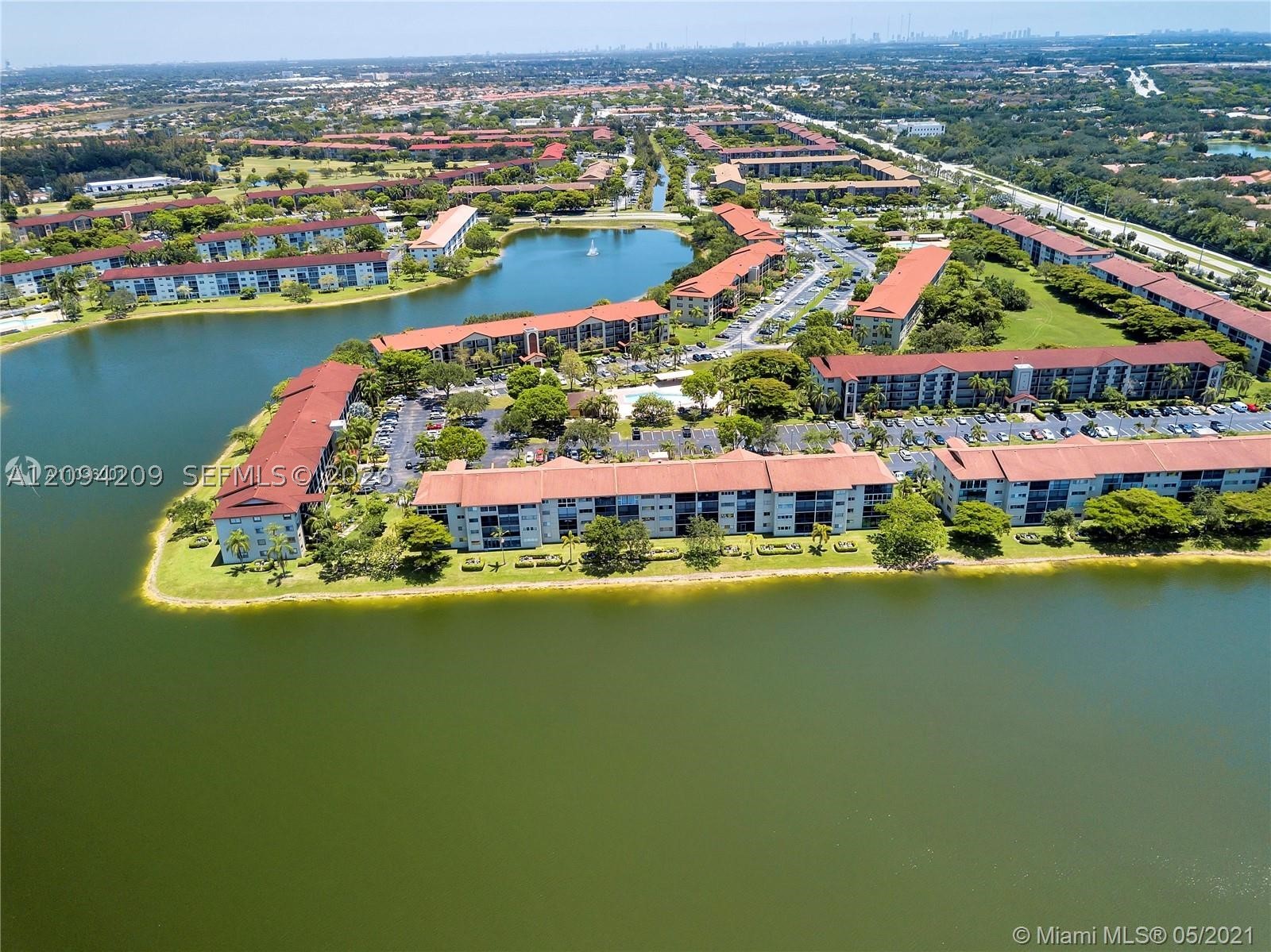 Pembroke Pines photo 3