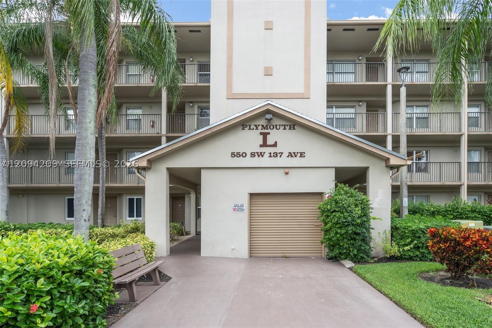 Pembroke Pines photo 4