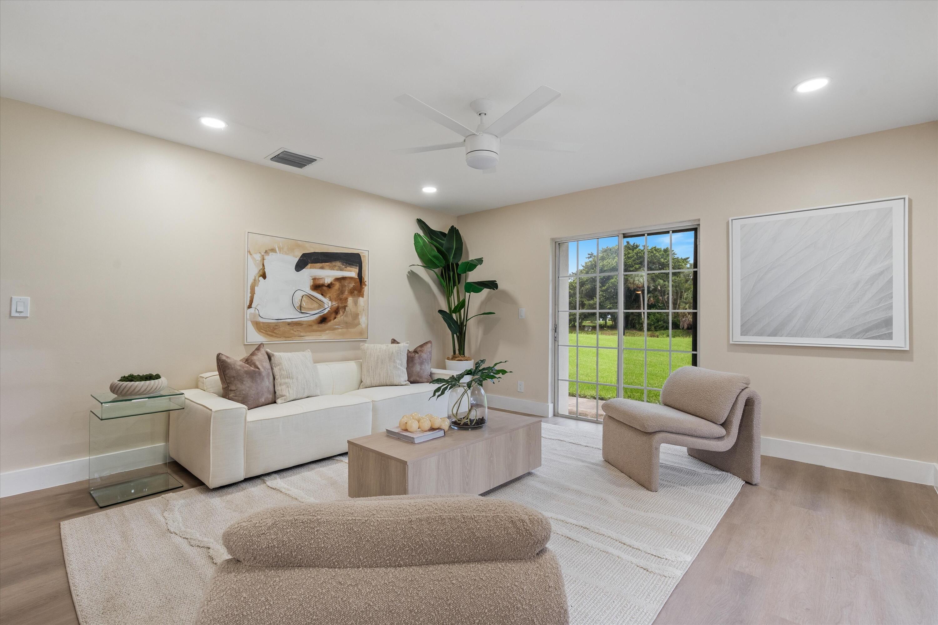 Palm Beach Gardens photo 3