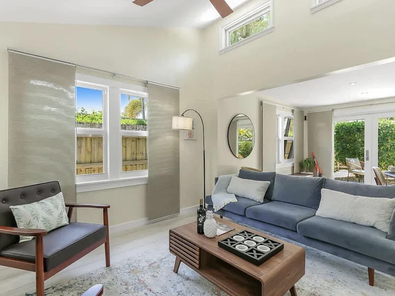 Wilton Manors photo 5