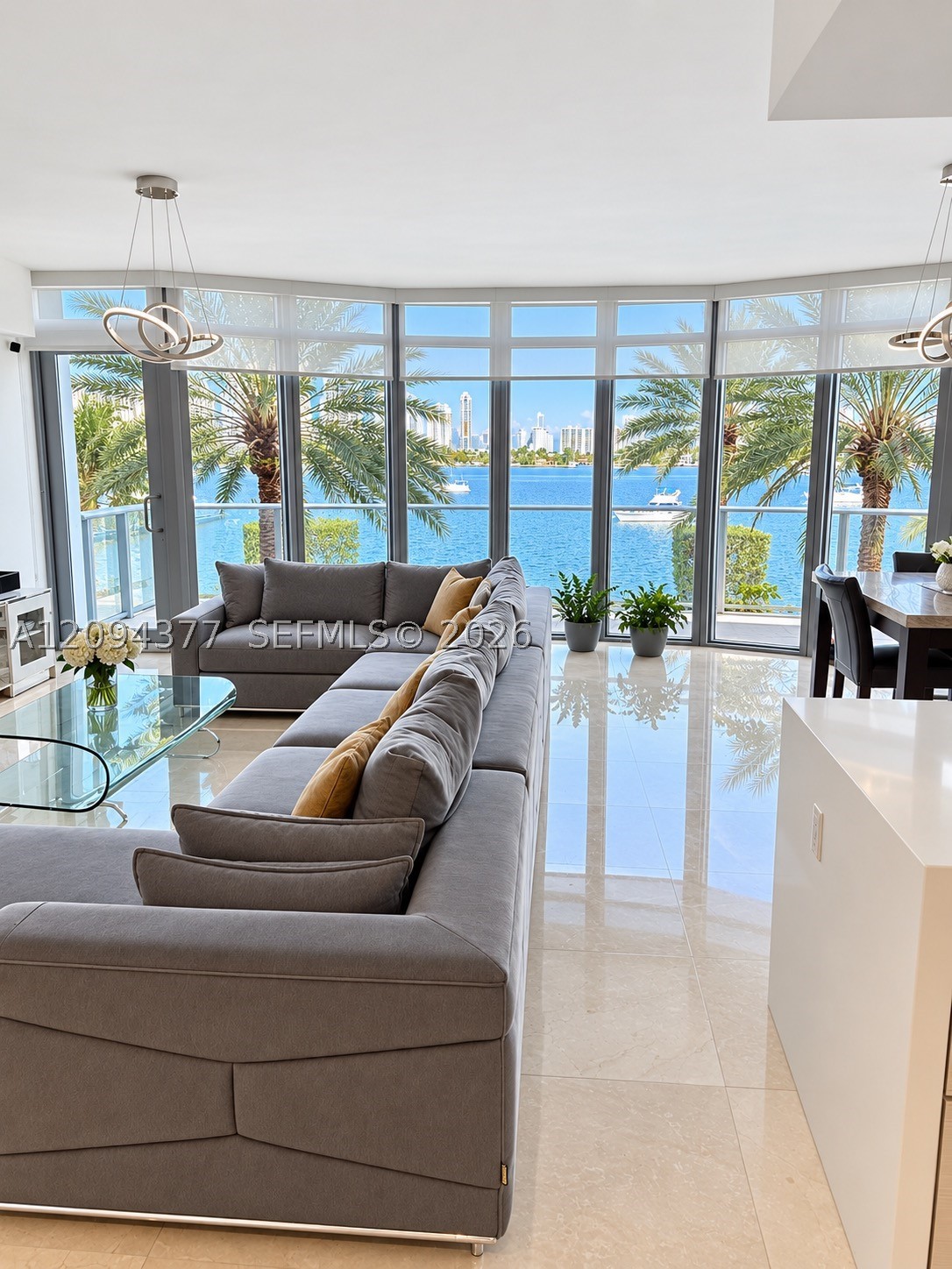 North Miami Beach photo 2