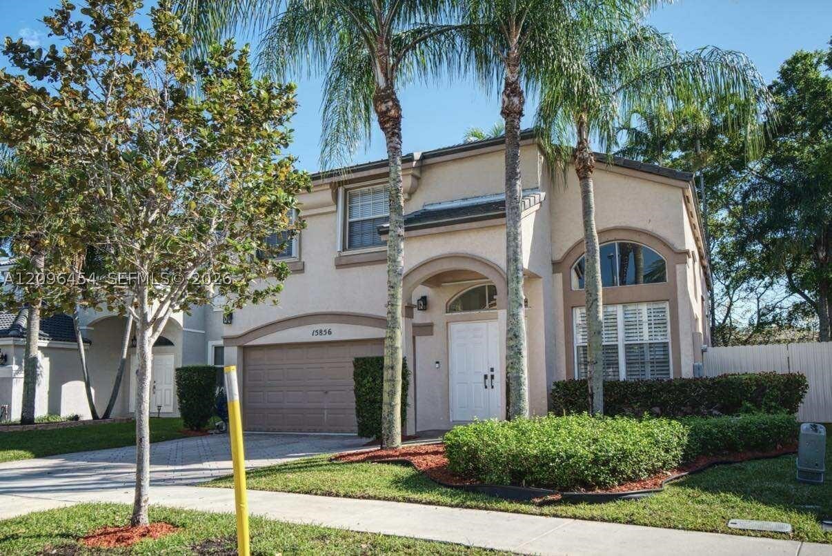 Pembroke Pines photo 2