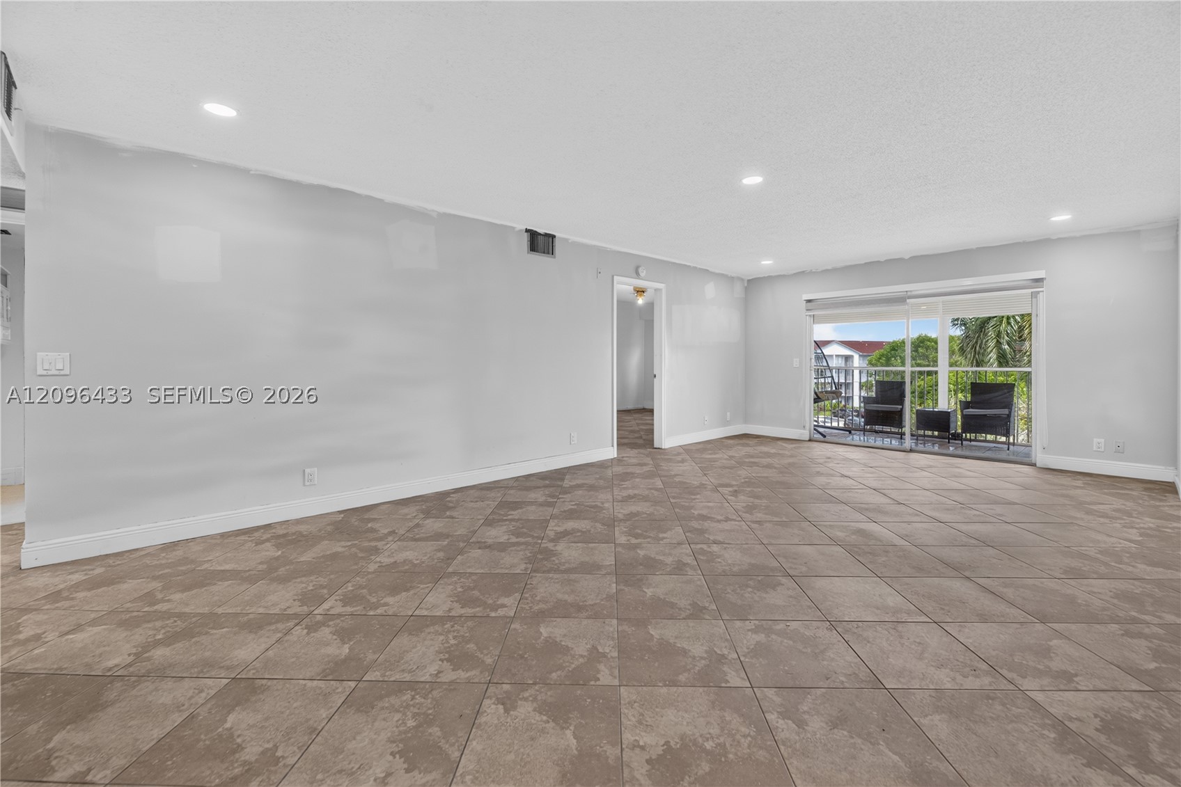 Pembroke Pines photo 5