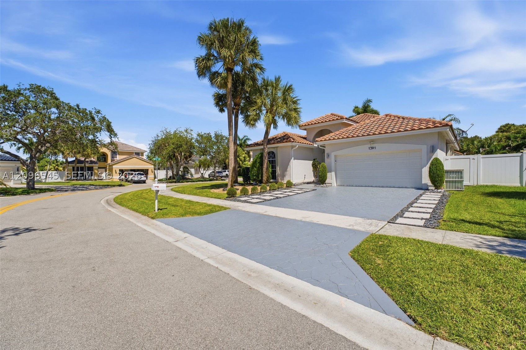 Pembroke Pines photo 3