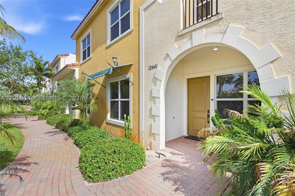 Pembroke Pines photo 4