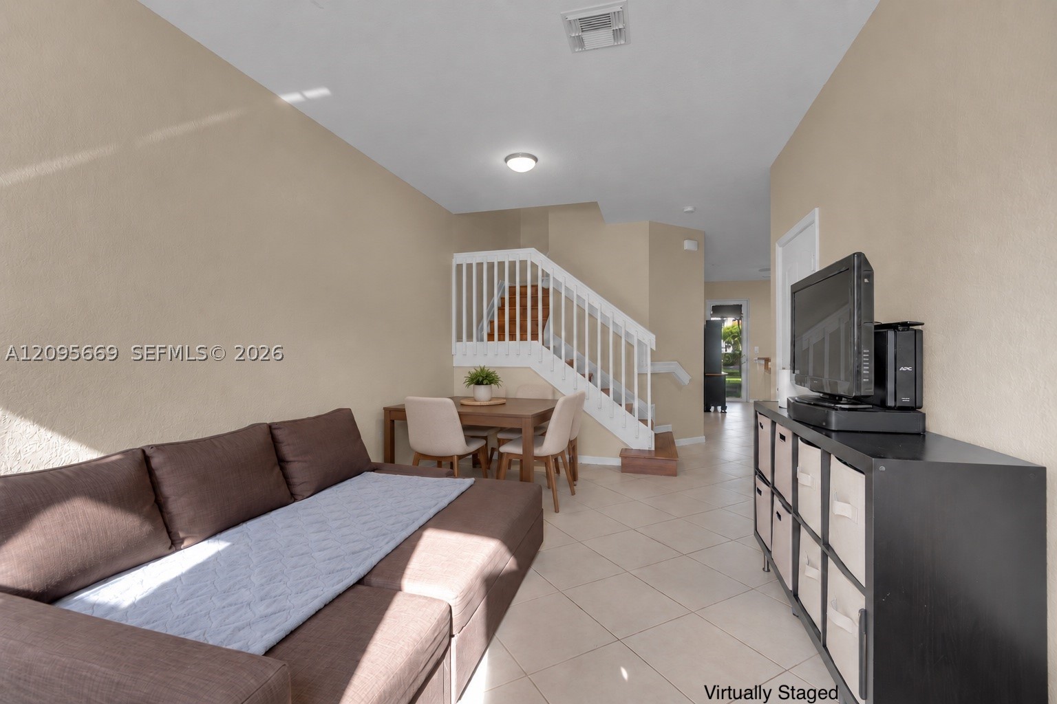 Miami Gardens photo 2