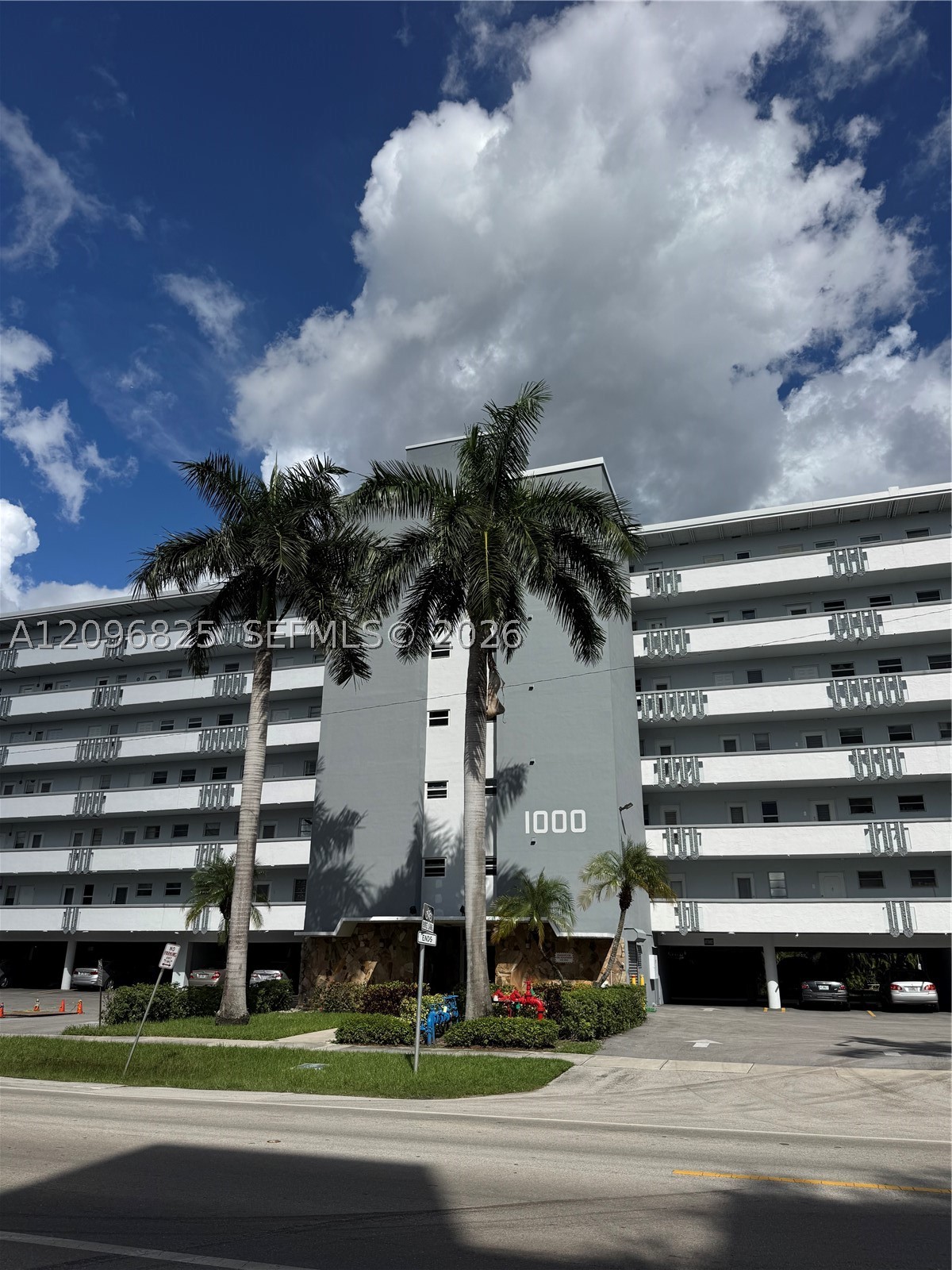 Hallandale Beach photo 2